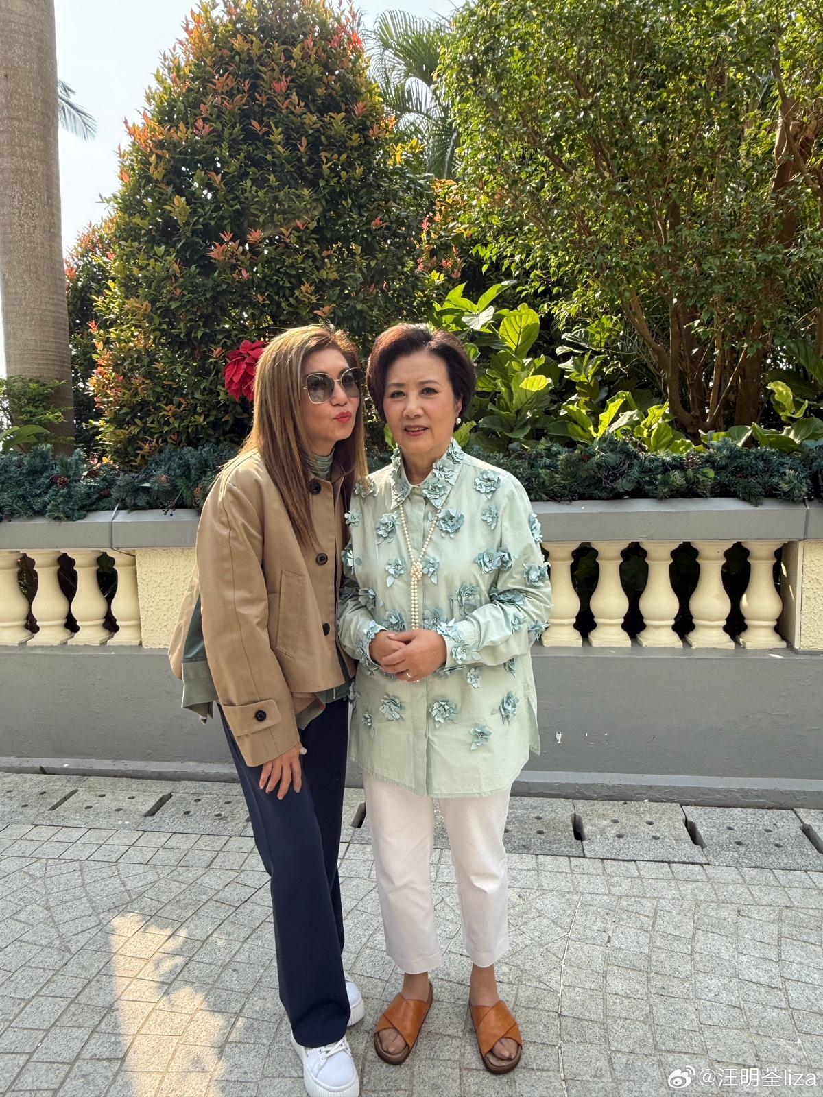 樂小姐昨日亦有出po。