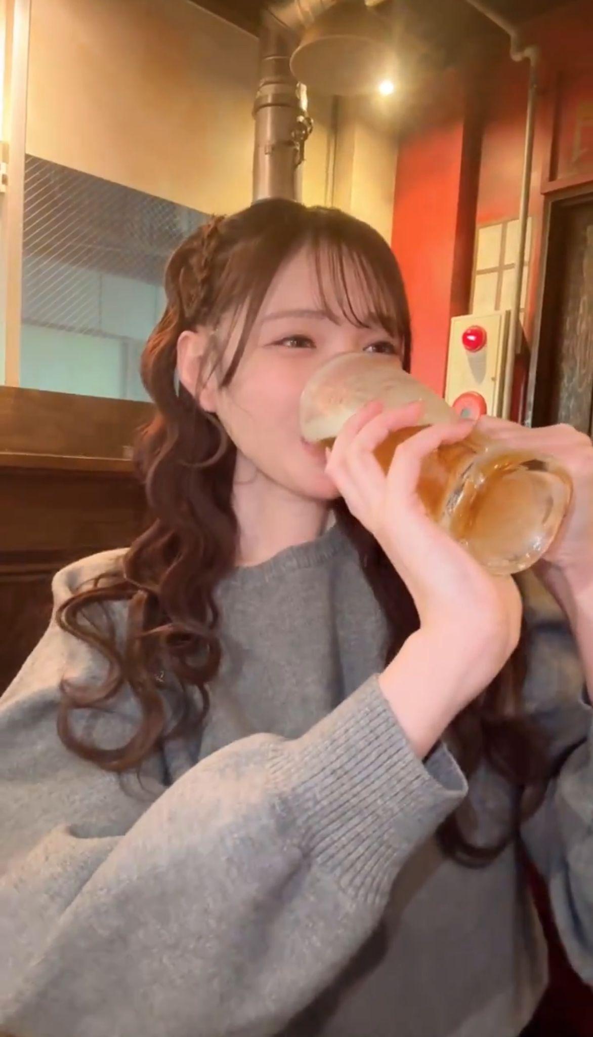 新有菜隊啤紀念AV生涯劃上句號。