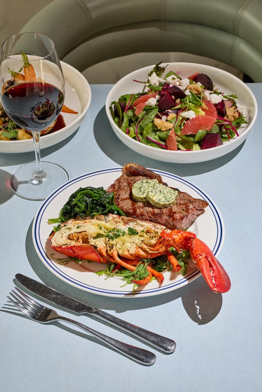 烤西冷扒拼波士頓龍蝦