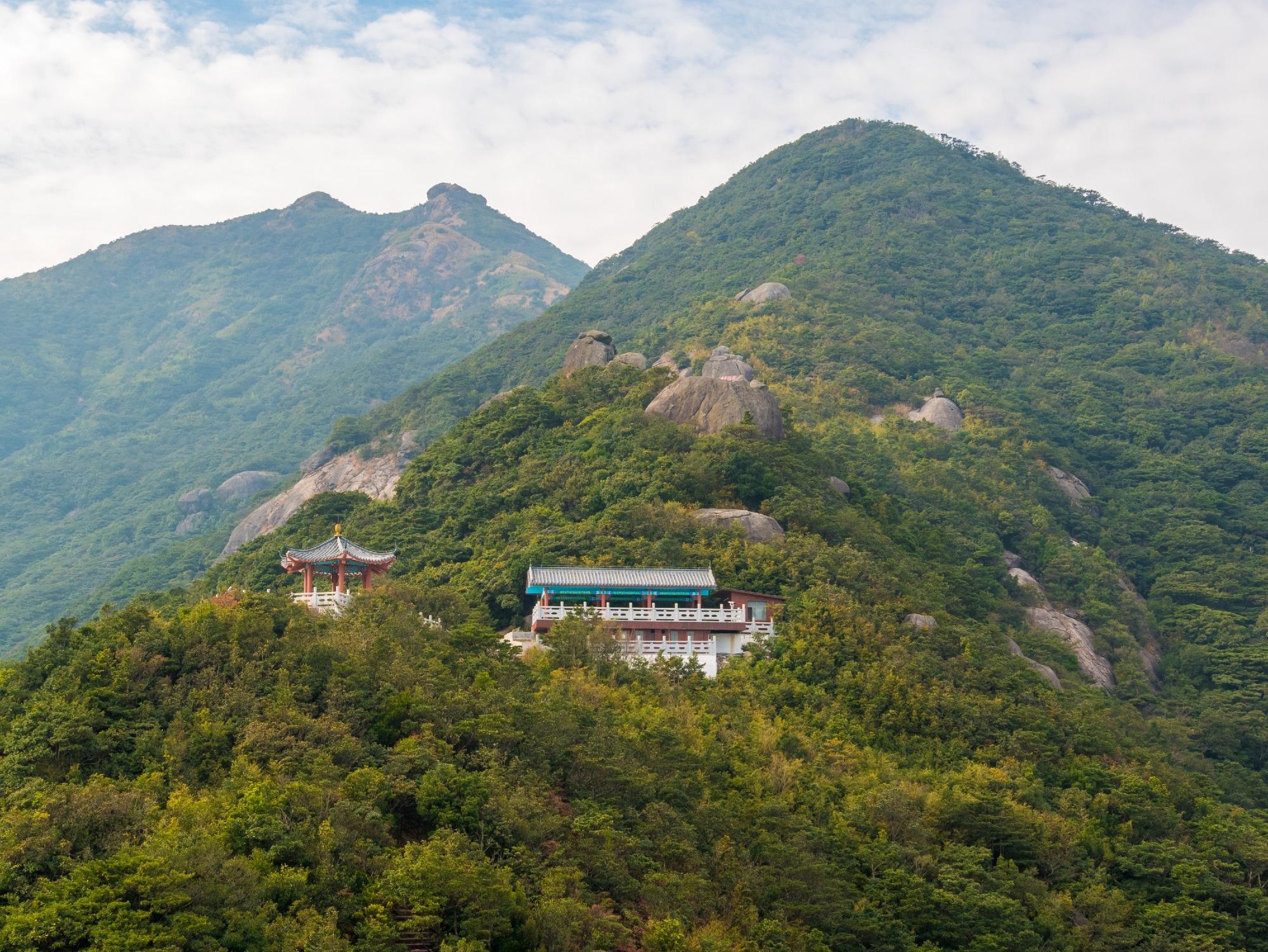 惠州羅浮山不單是國家級風景名勝區,更是中國十大道教名山,山上的道觀都有逾千年歷史,當中當出名為沖虛古觀。(圖片來源:Shutterstock)