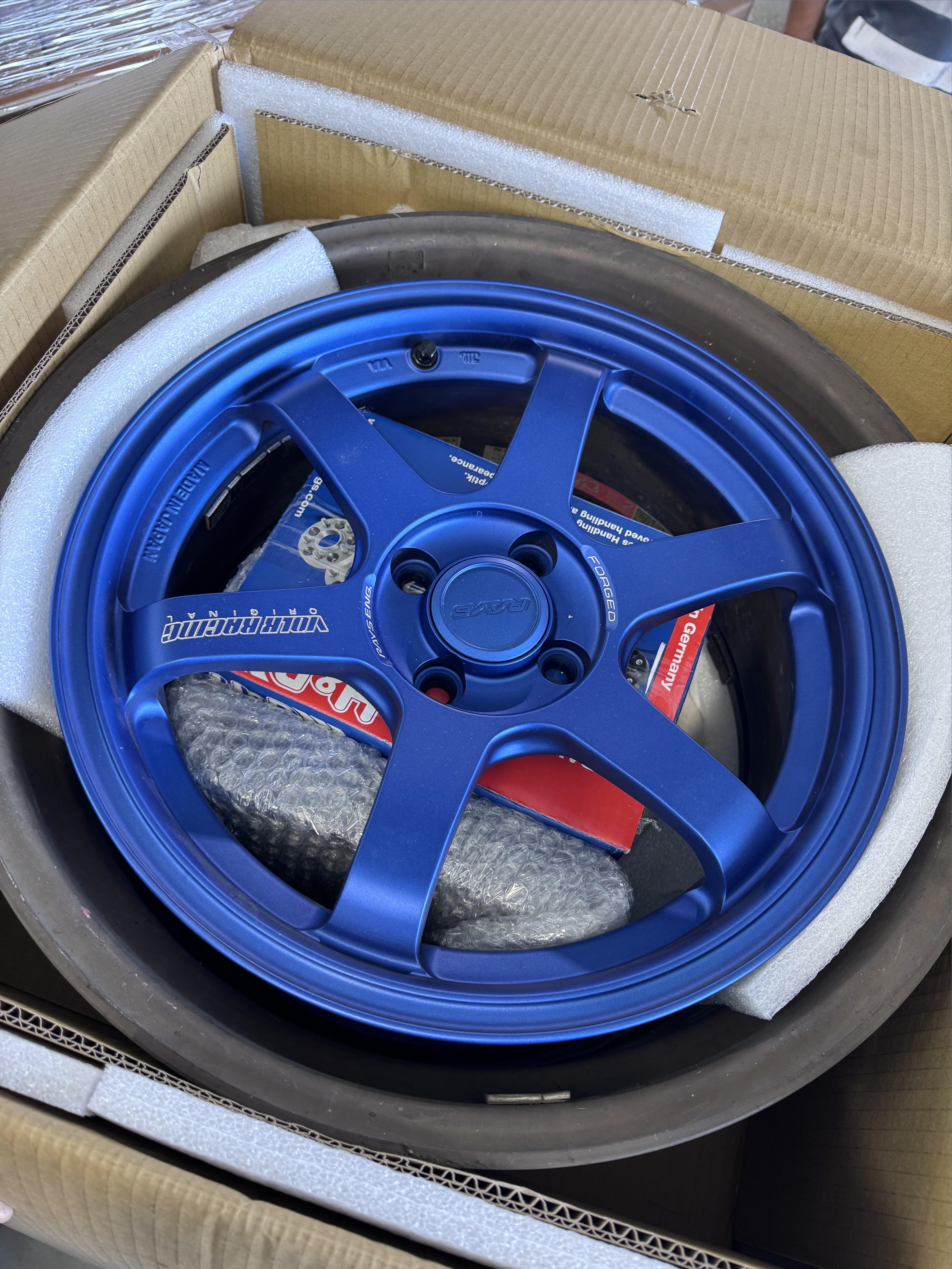 圖示檢獲的汽車零件。(政府新聞處圖片)