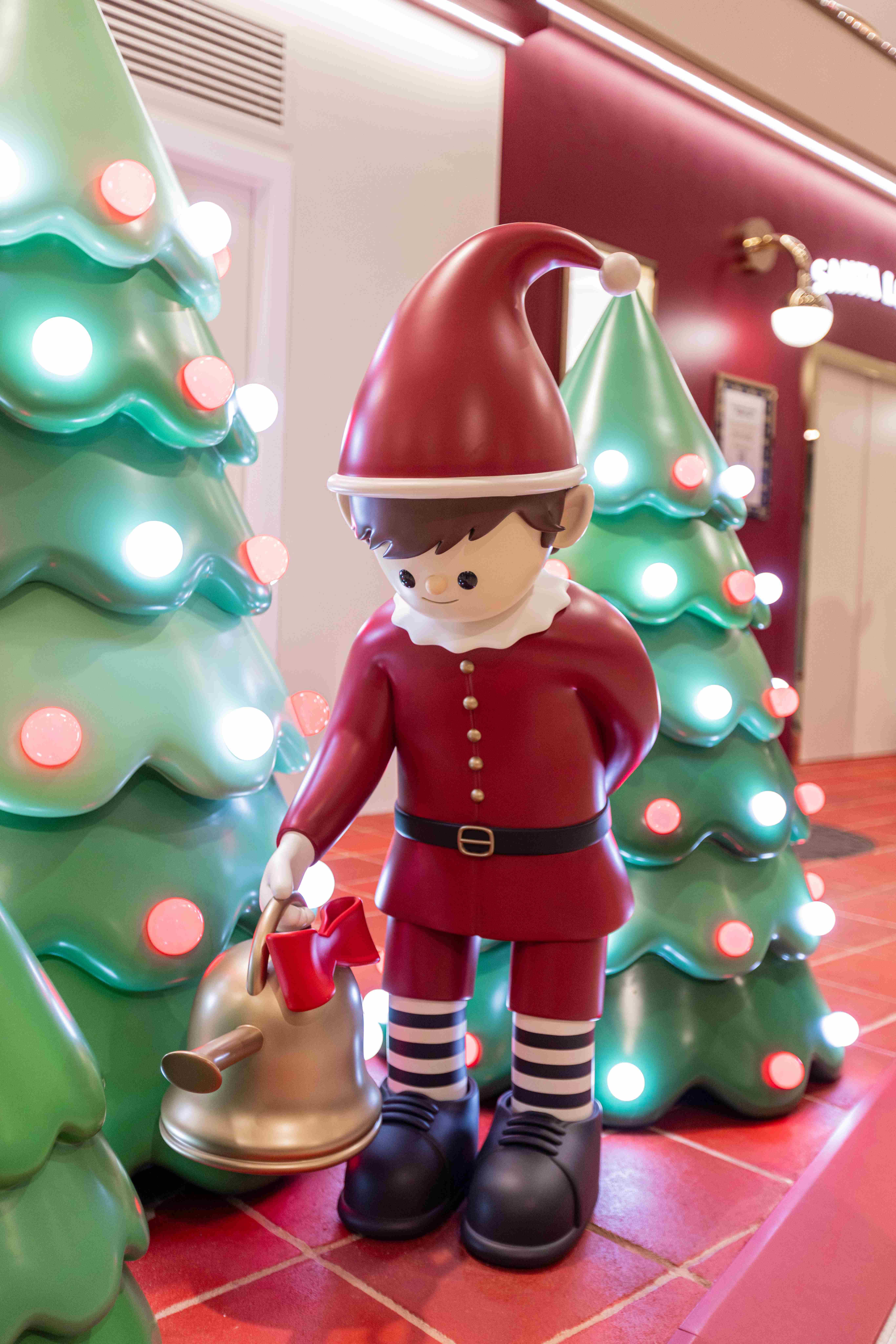 ifc商場「聖誕後勤總部」