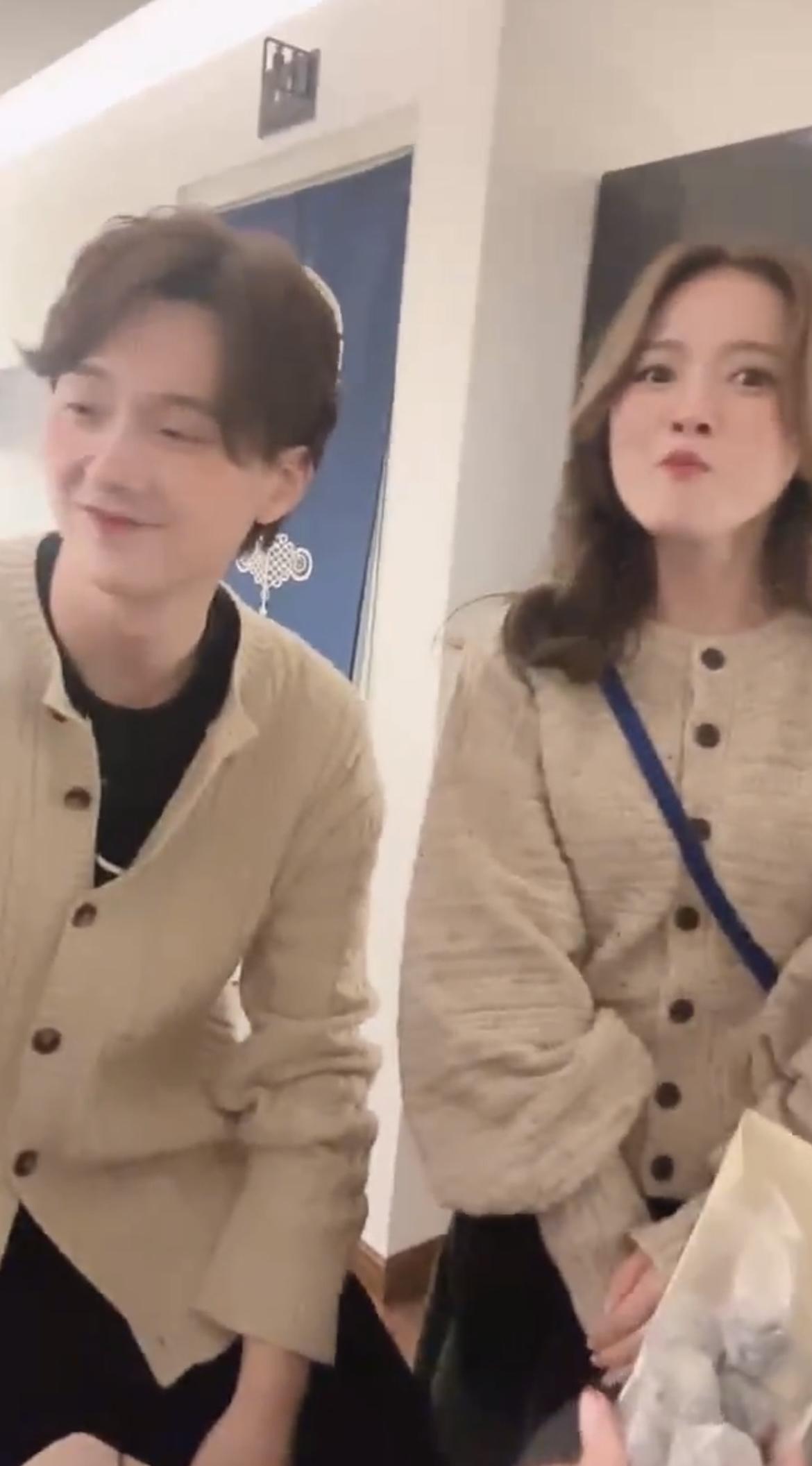 林俊其與羅毓儀情侶LOOK出席活動。