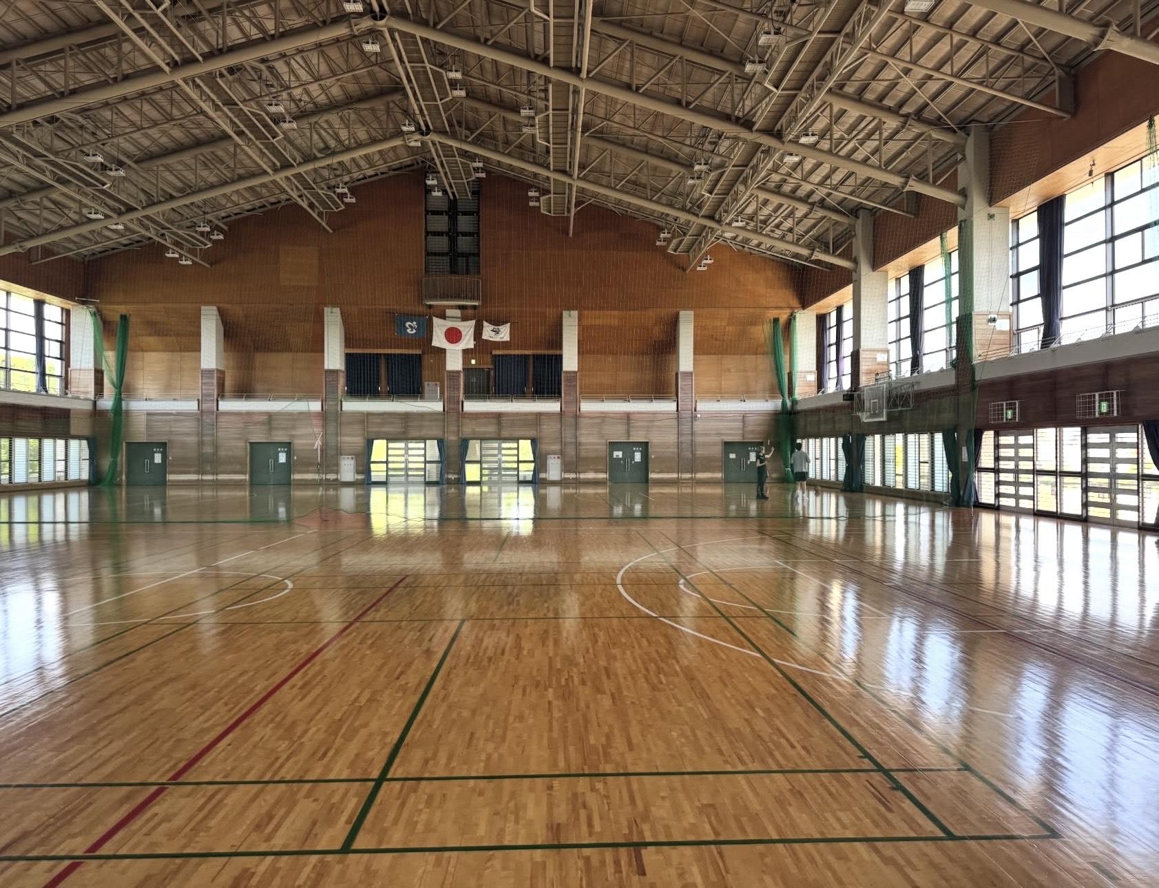 Edan 大讚個場勁靚,有現實版Slam Dunk 感覺 。