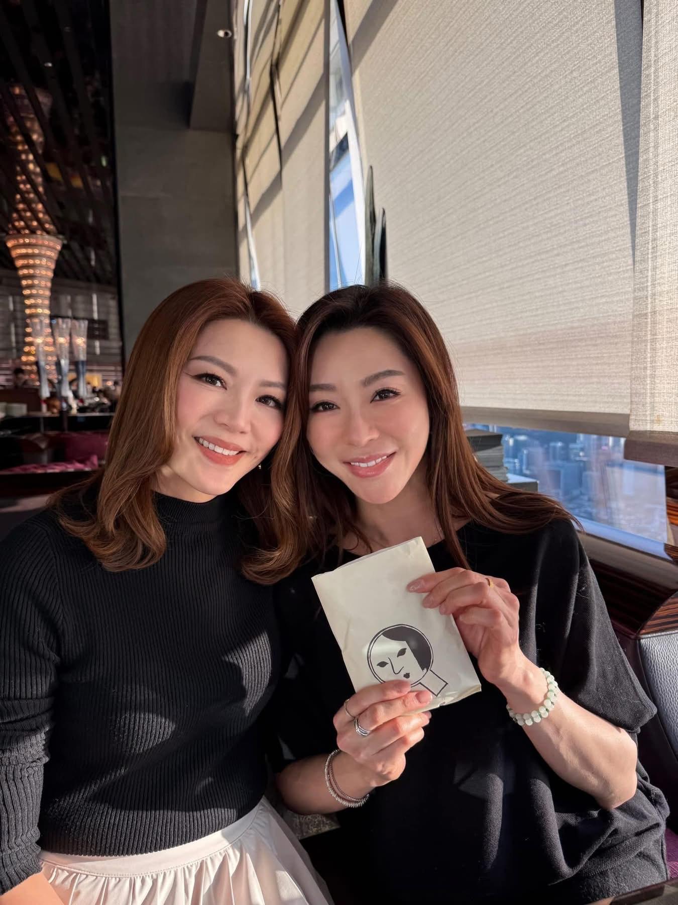 康子妮近況曝光保養得宜 。