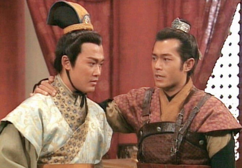 古天樂和林峯投緣20多年,早於2001年合作無綫劇集《尋秦記》時,兩人分別飾演項少龍和嬴政,有着一段師徒關係。現實中,兩人同樣關係亦師亦友。(網上圖片)