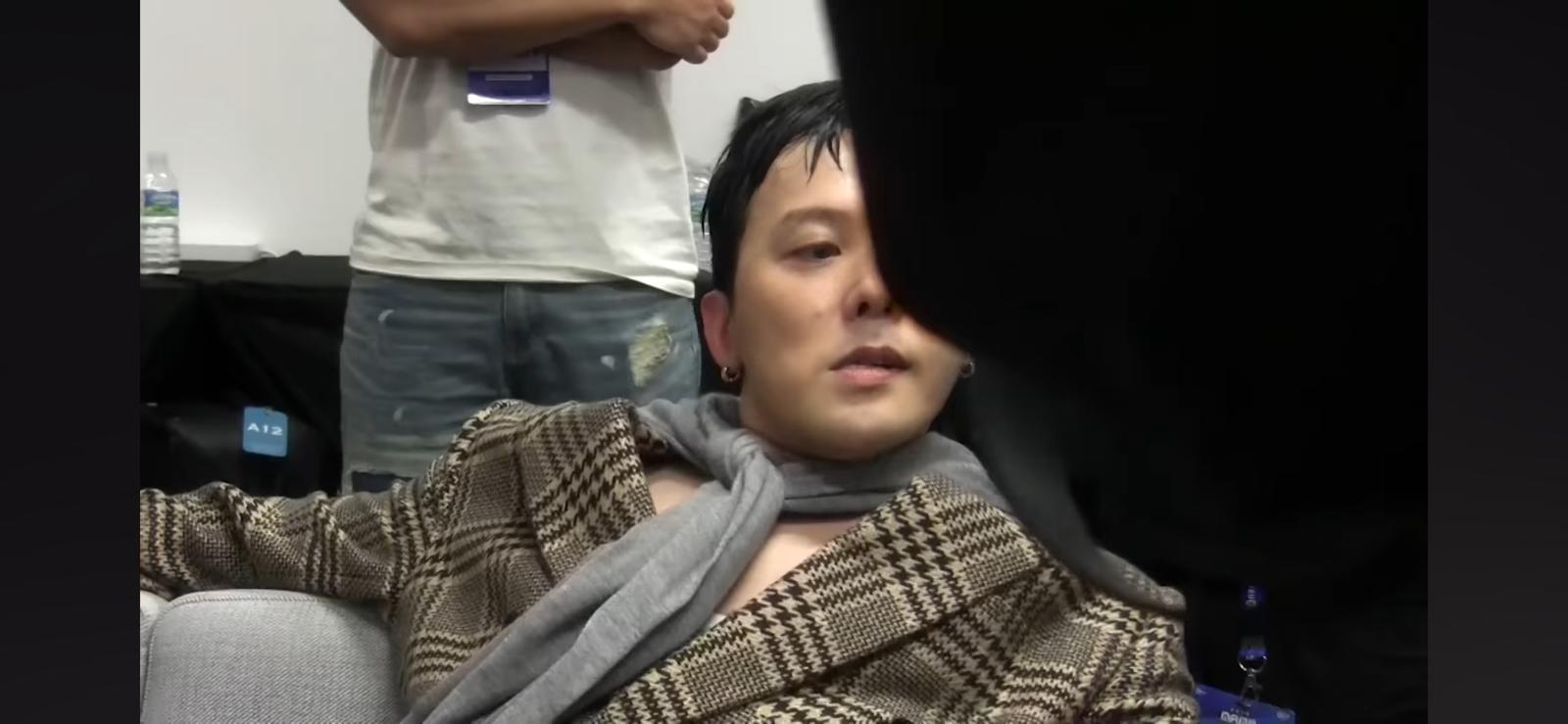 GD決定改變演出內容。