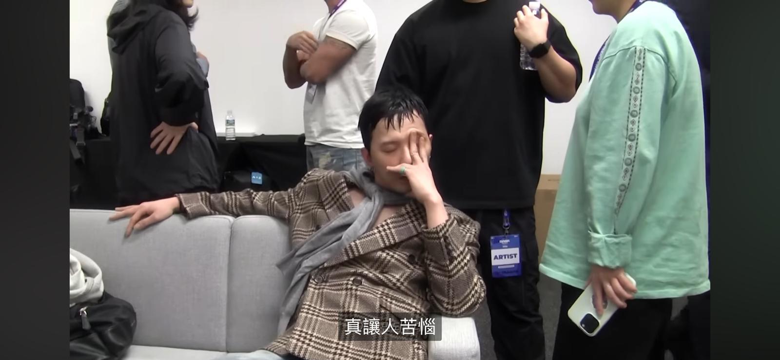 GD決定改變演出內容。