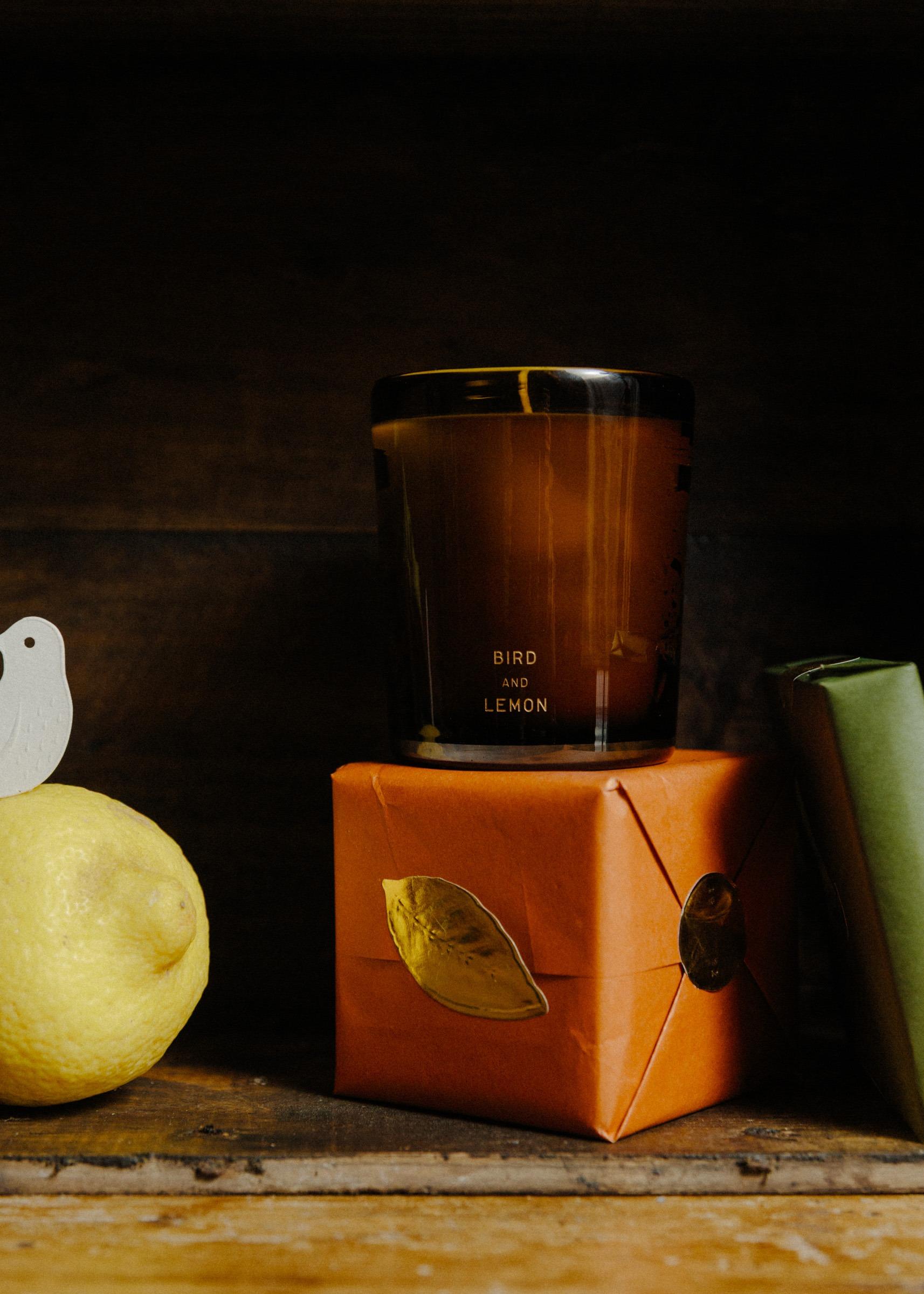 Perfumer H以Will Calver畫作為靈感,創作3款節日限定香水與蠟燭。