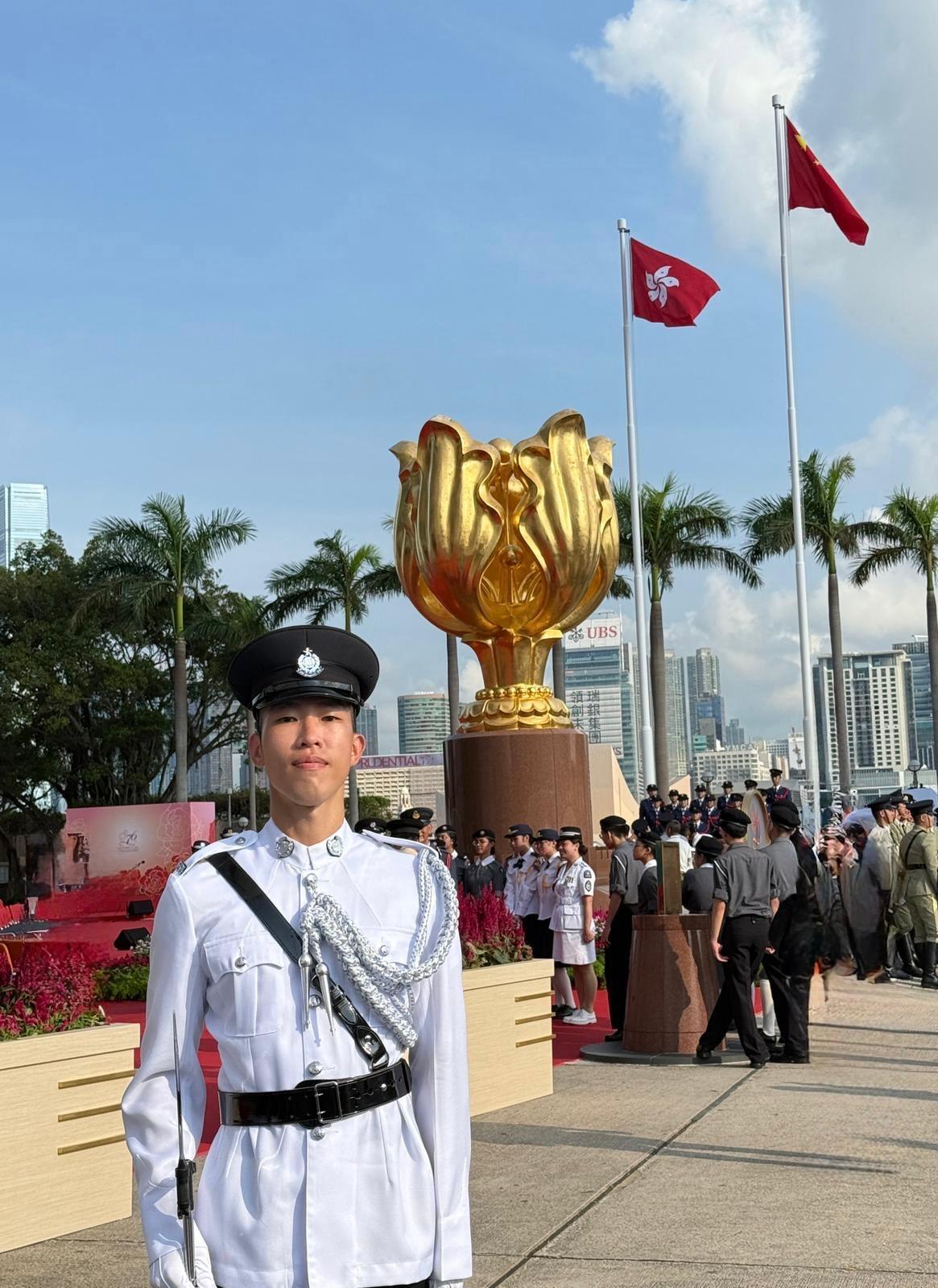 陳委麟是銀笛獎及學業成績優異證書得獎人。