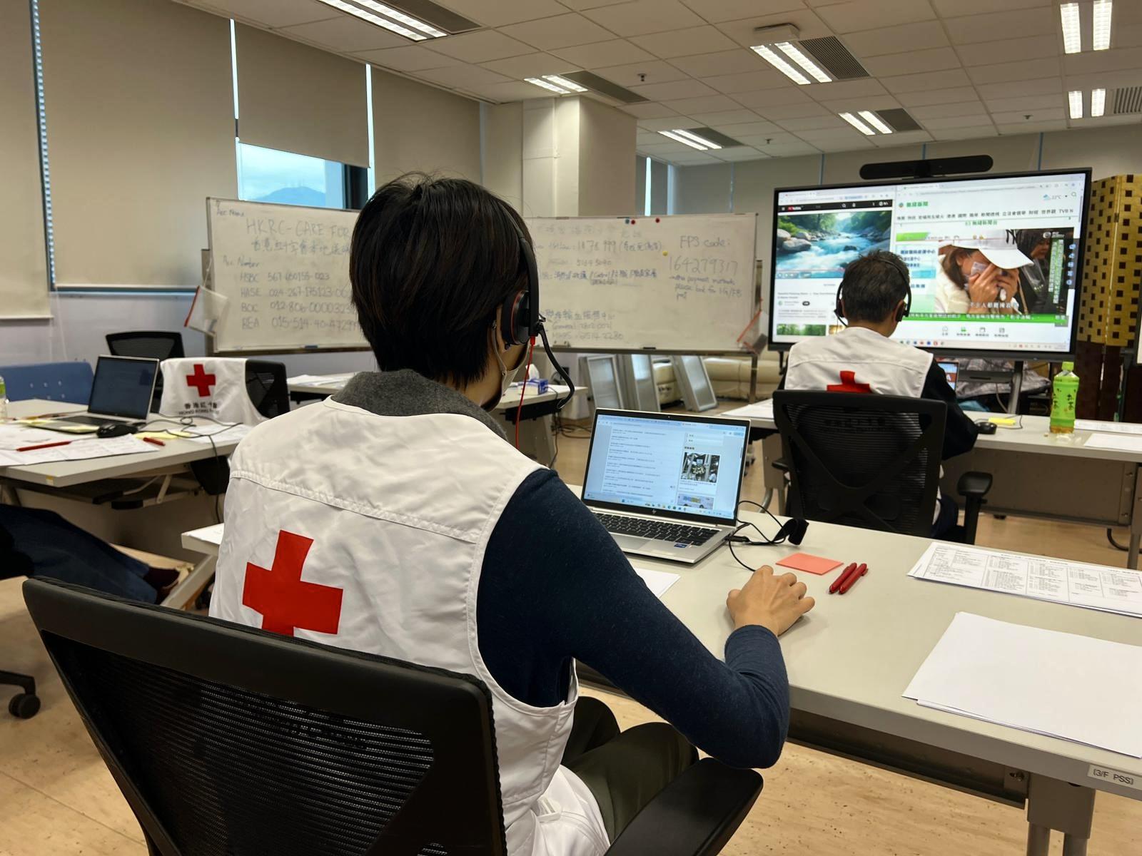 香港紅十字會公布至今合共收到超過4.2億元捐款,並啟動捐款作全力位支援宏福苑災民,包括2.4億現金支援,以及預留1.6億元作長遠、持續社區復元。(紅十字會圖片)