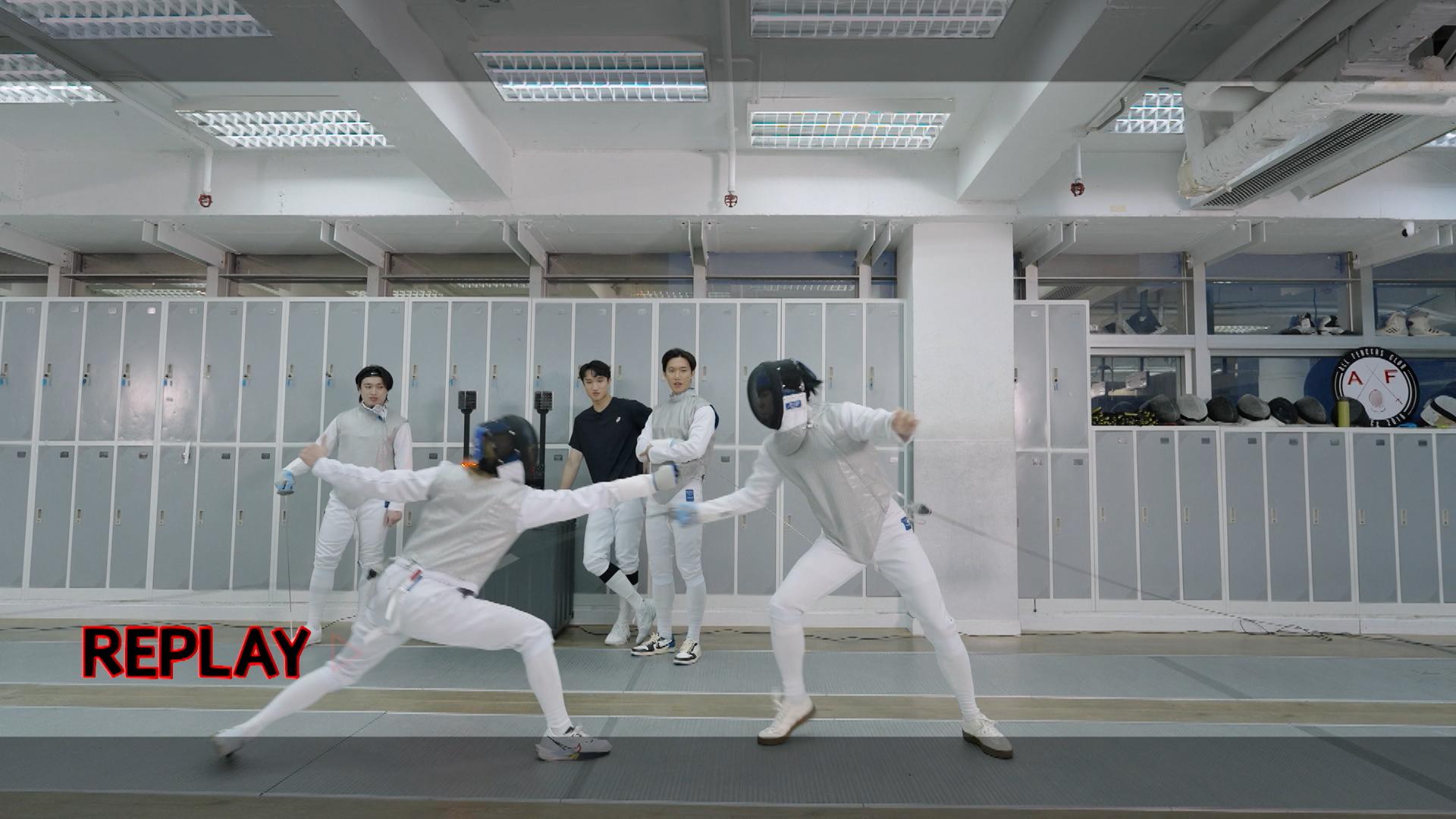 Tiger(左)對Ian(右),二人勢均力敵