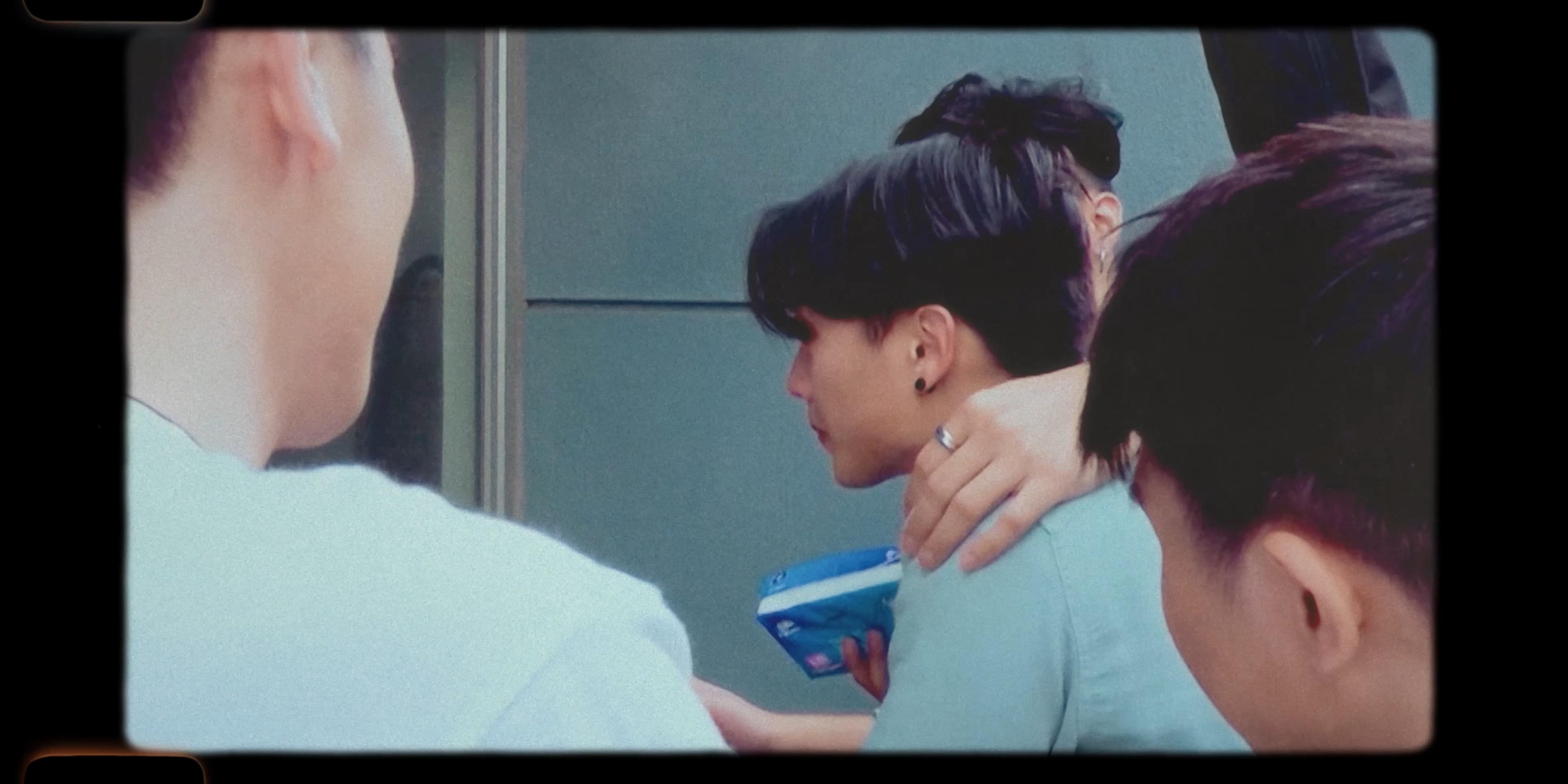 《今繼》MV穿插Jer柳應廷參加《全民造星》的片段,當年出局爆喊。(MV截圖)