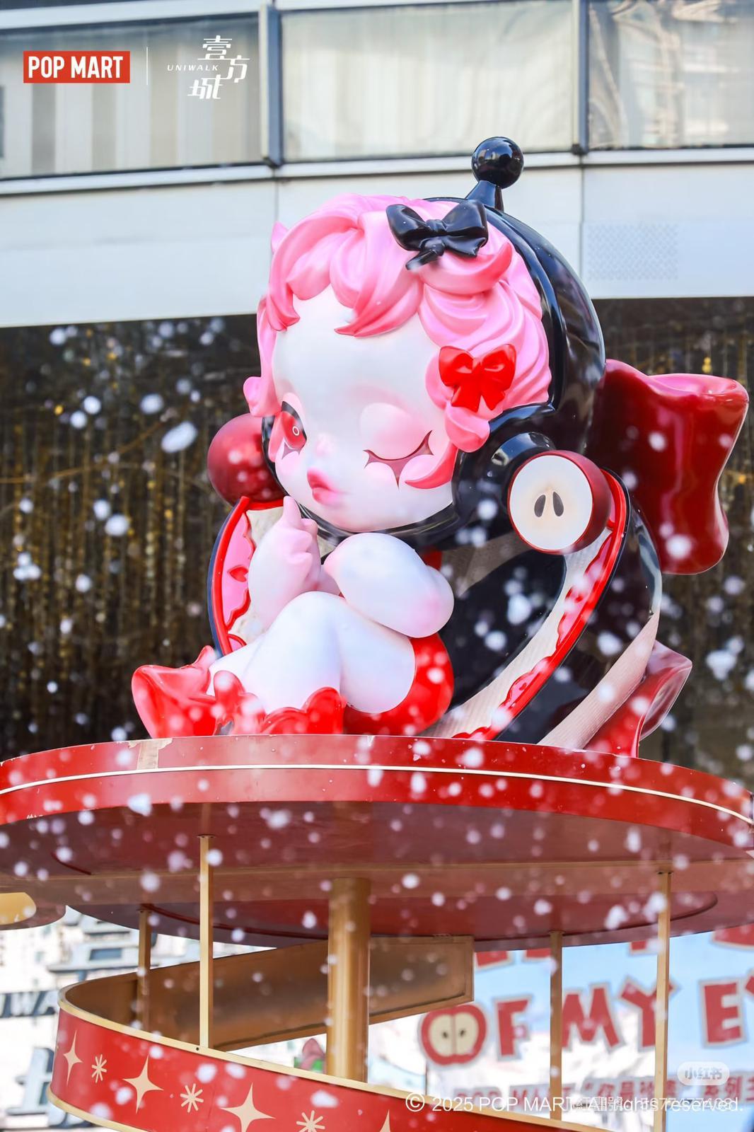 深圳聖誕好去處|前海壹方城:POP MART聖誕展 Molly、Labubu陪你過節(圖片來源:小紅書@深圳周末去哪)