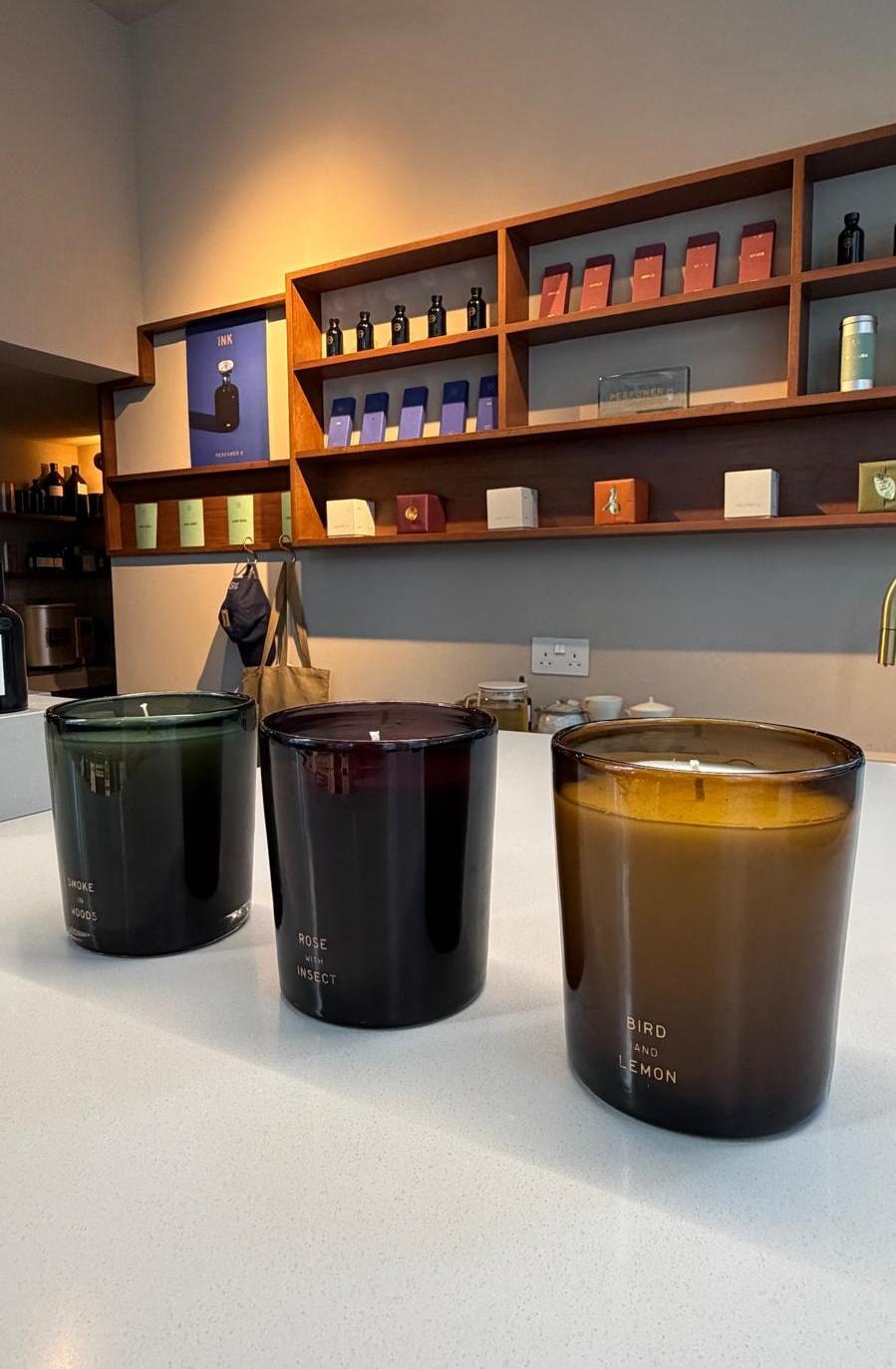 系列同步推出限定香氛蠟燭。