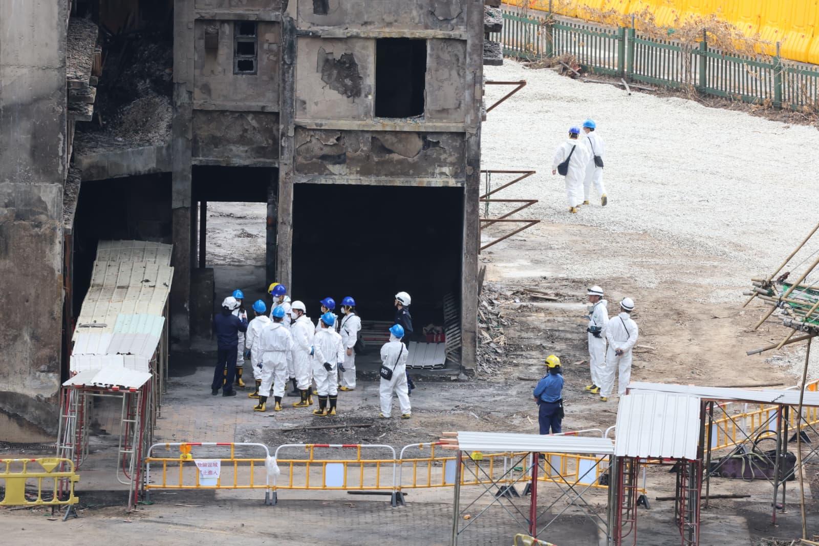 大埔宏福苑發生五級火,獨立委員會成員到現場視察至中午離開。