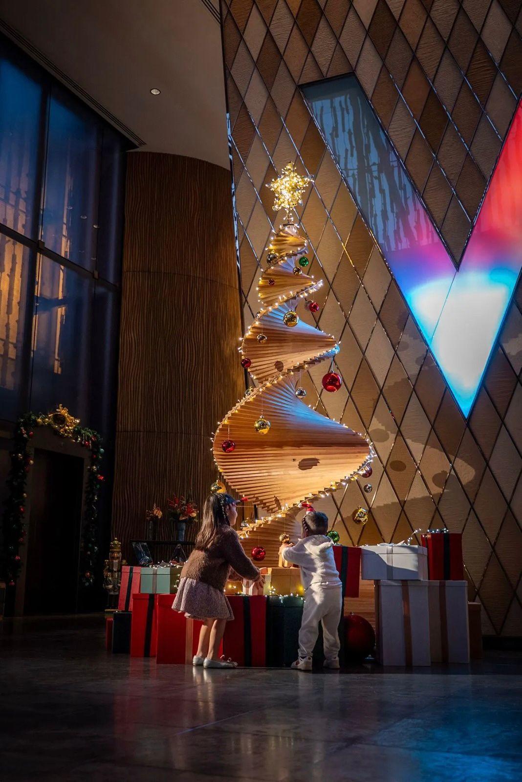 除夕夜直落池畔倒數派對