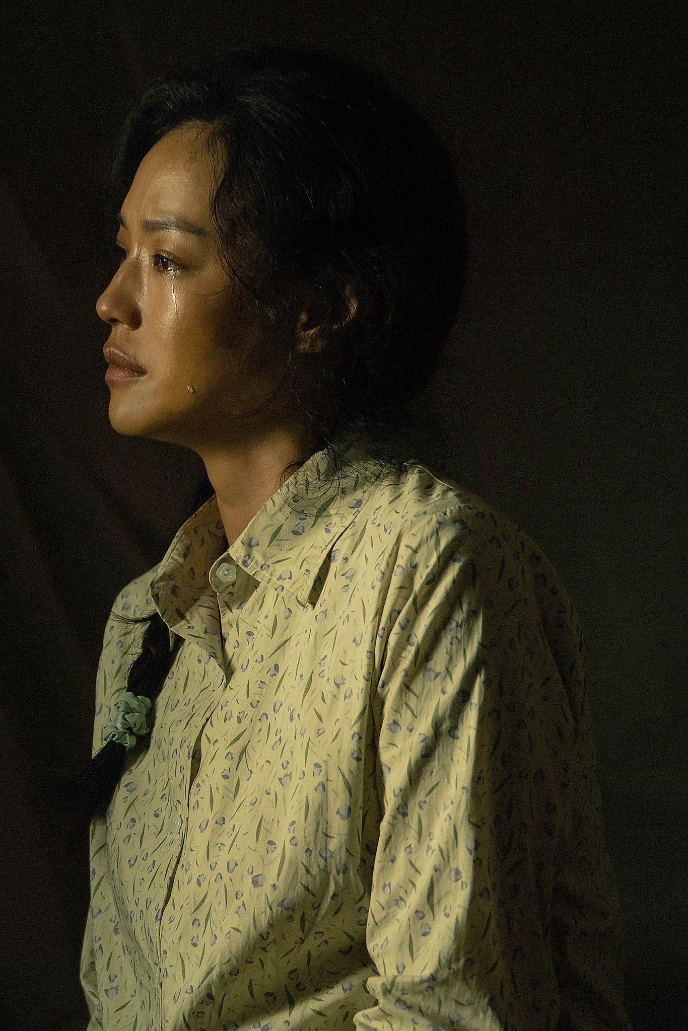 舒淇在片中同時肩負母親、女兒、妻子等多重身份。