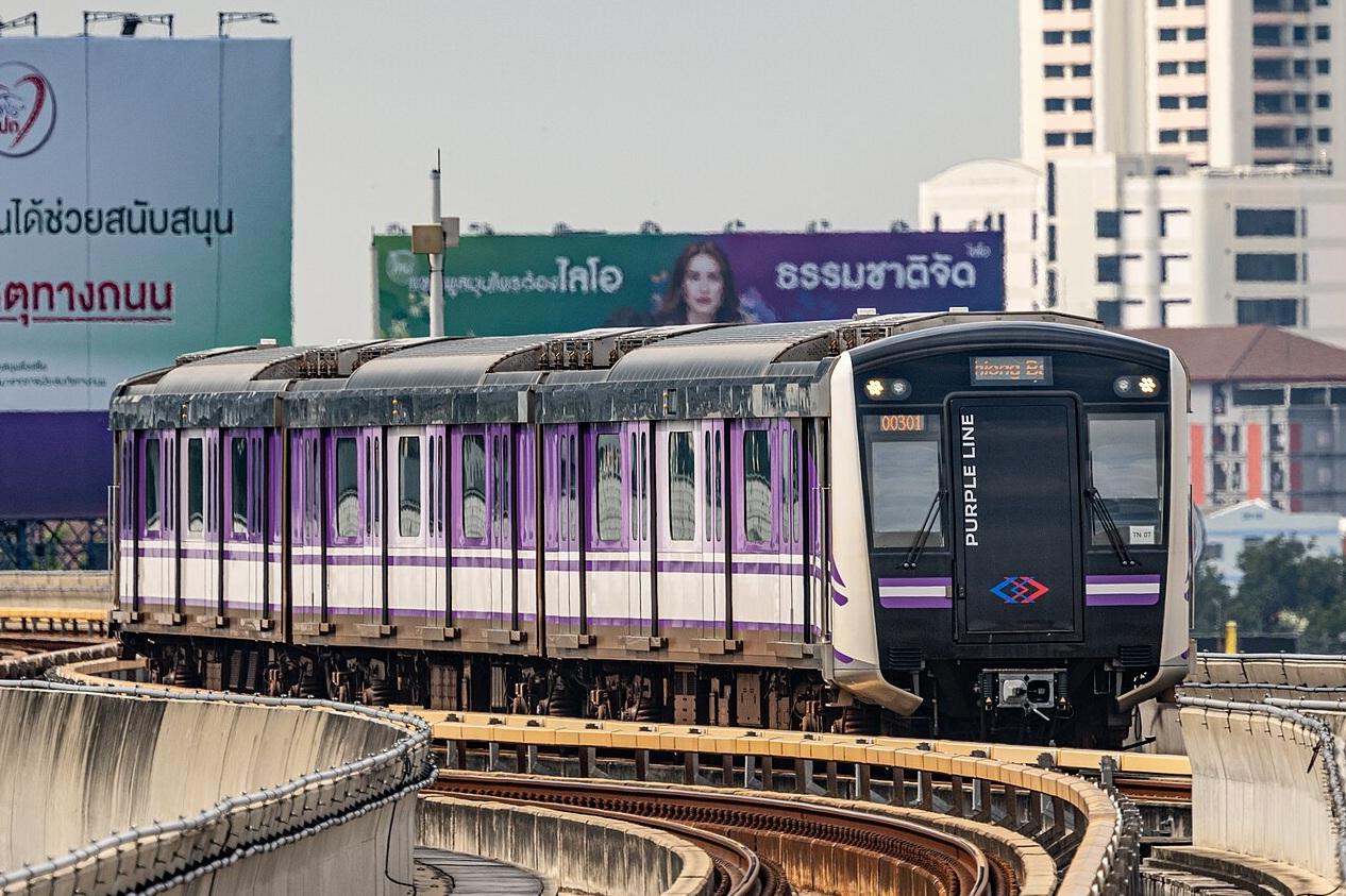 曼谷地鐵MRT紫線列車。(互聯網)