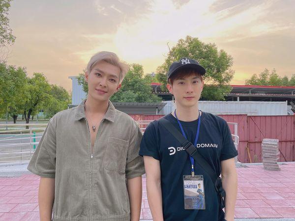 炎亞綸較早前坦白承認昔日與阿本(翁瑞迪)拍過拖,並公開分享當同性戀藝人的辛酸經歷。