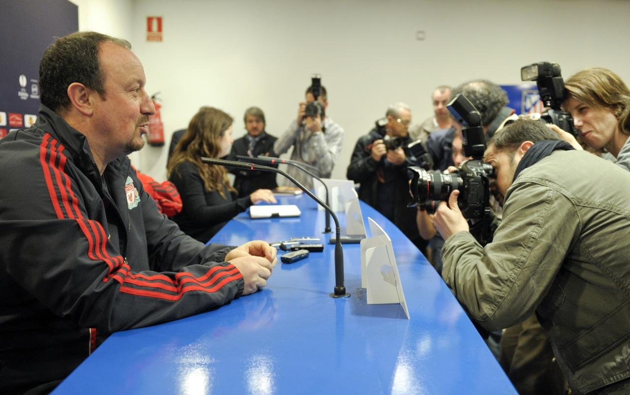 賓尼迪斯在訪問中提及曼聯及費格遜。