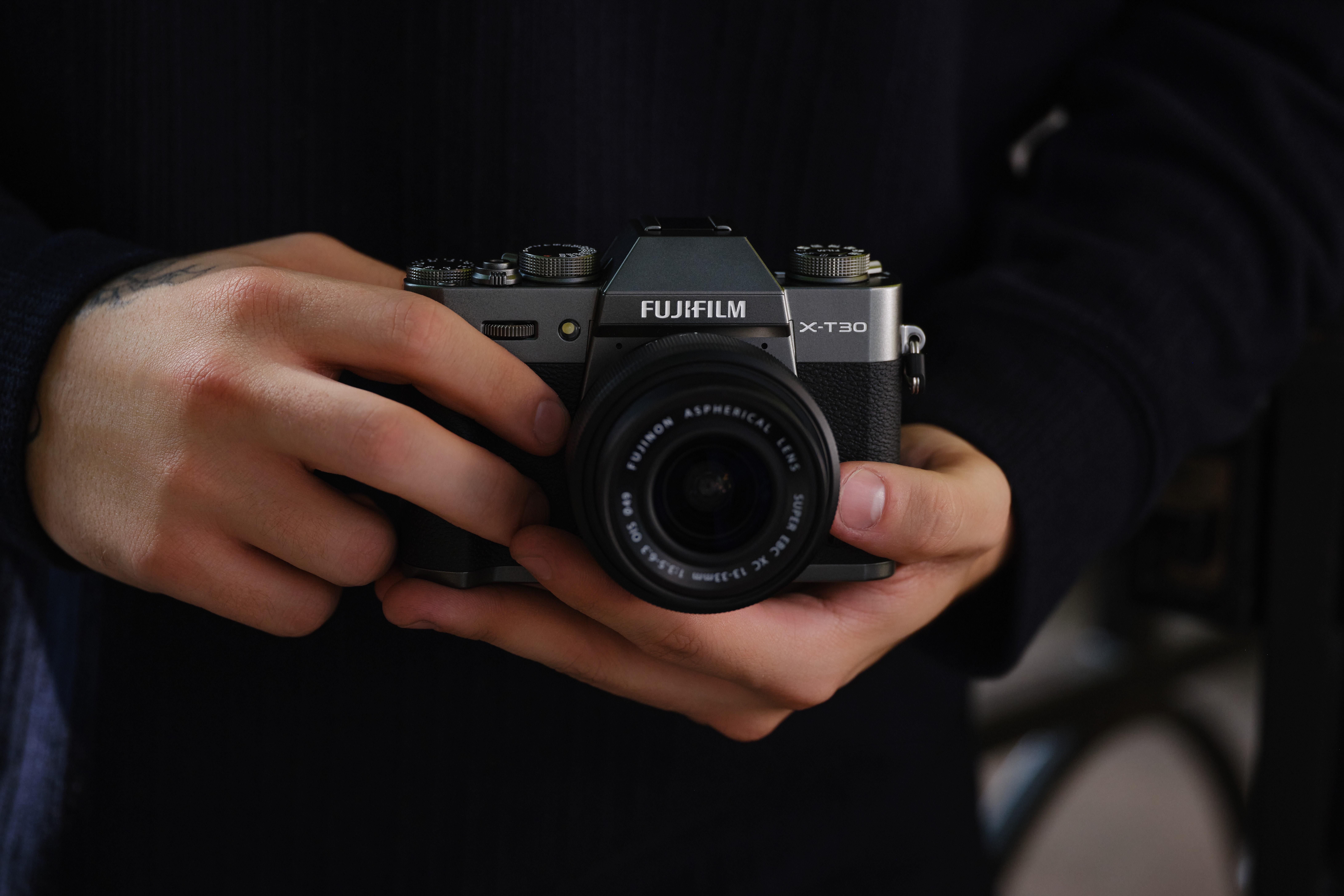 FUJIFILM X‑T30 III採用背照式 2,610 萬像素「X‑Trans CMOS 4」感光元件與最新高速影像處理器「X‑Processor 5」。