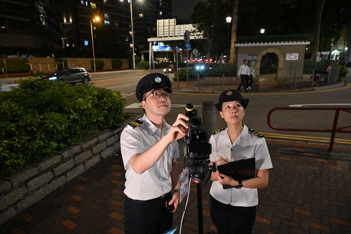 食環署期望明年夏季開始,冷氣機滴水調查系統能自動偵測滴水位置。(資料圖片/政府新聞處)