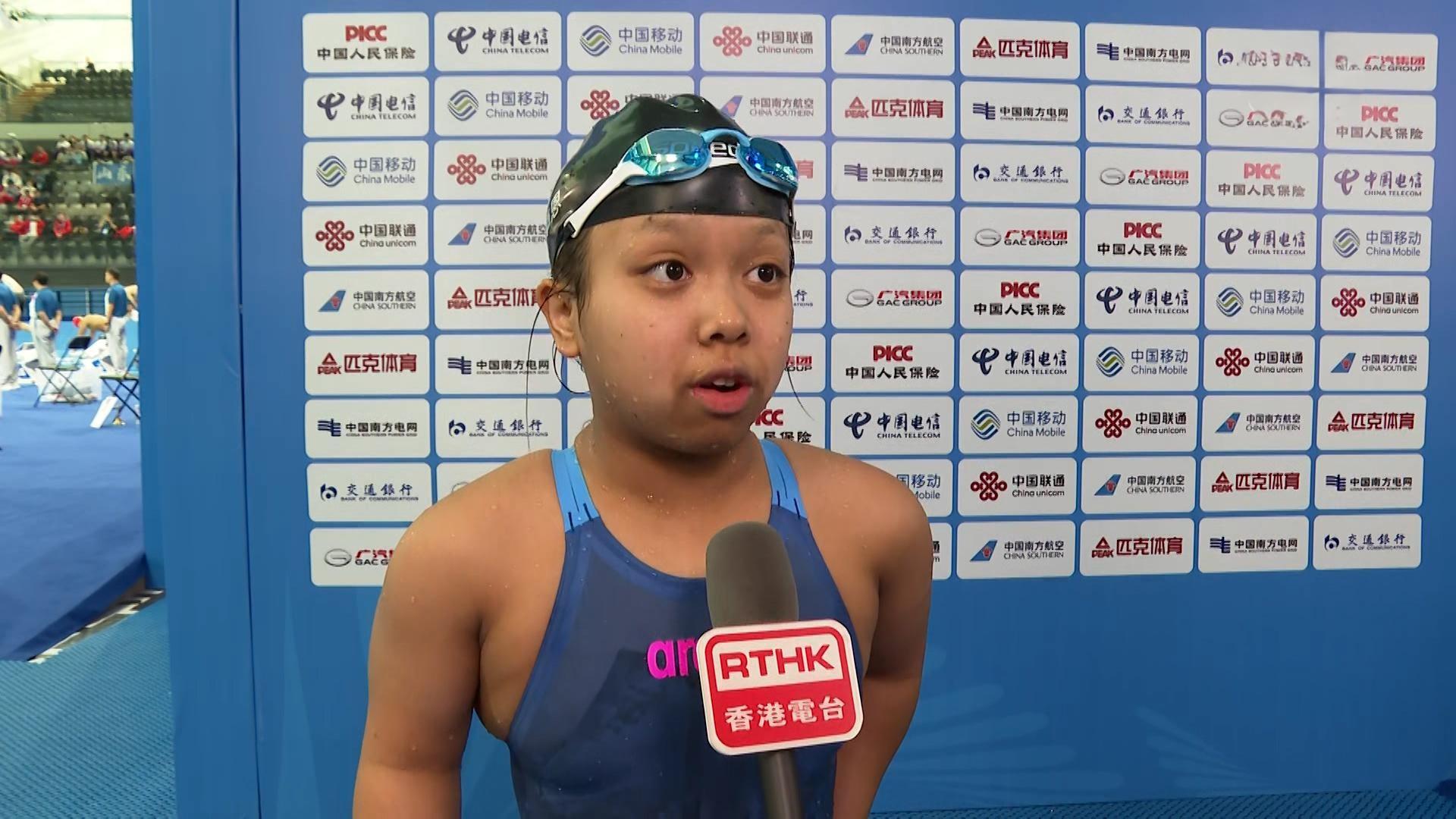 吳卓恩在女子200米個人混合泳SM7決賽,以3分12秒36,與廣東代表並列第三名完成,為港隊增添銅牌。(香港電台)