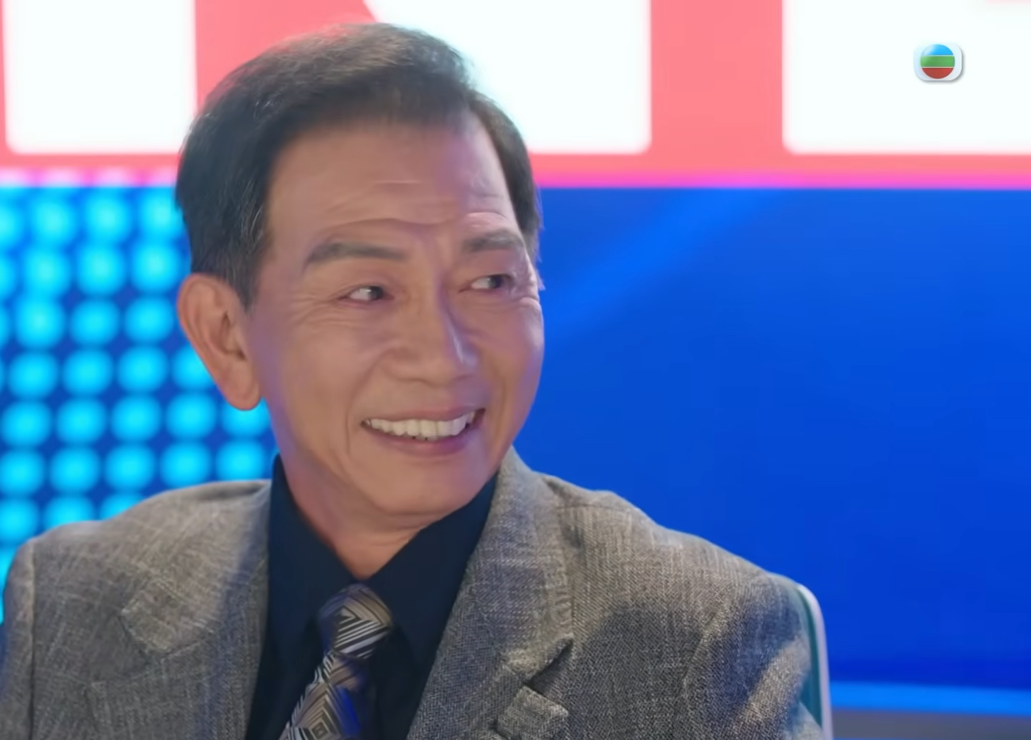 新聞女王2︱袁富華在大結局與佘詩曼張力十足。