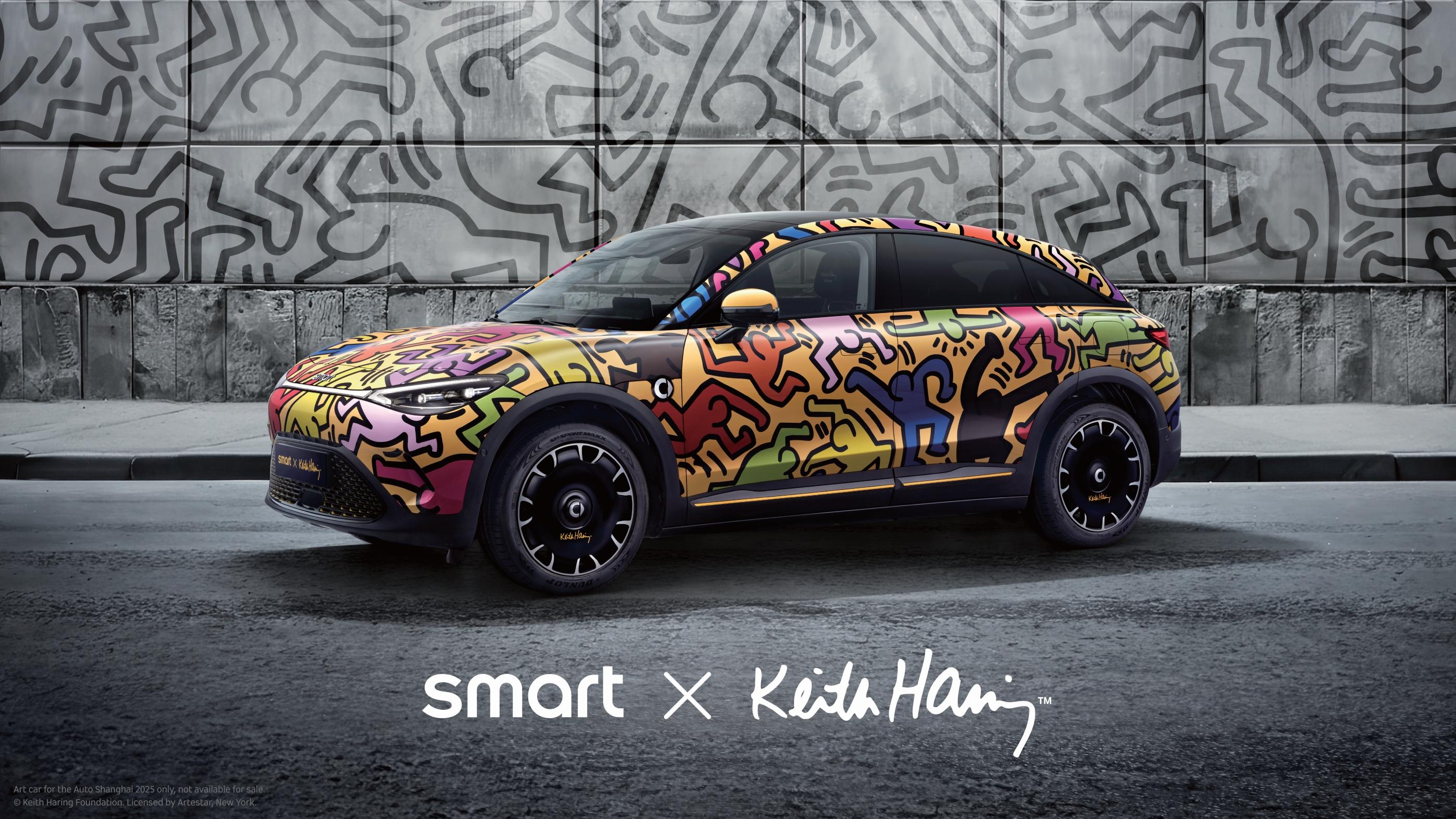 smart #3 Keith Haring藝術車首度來港展出。
