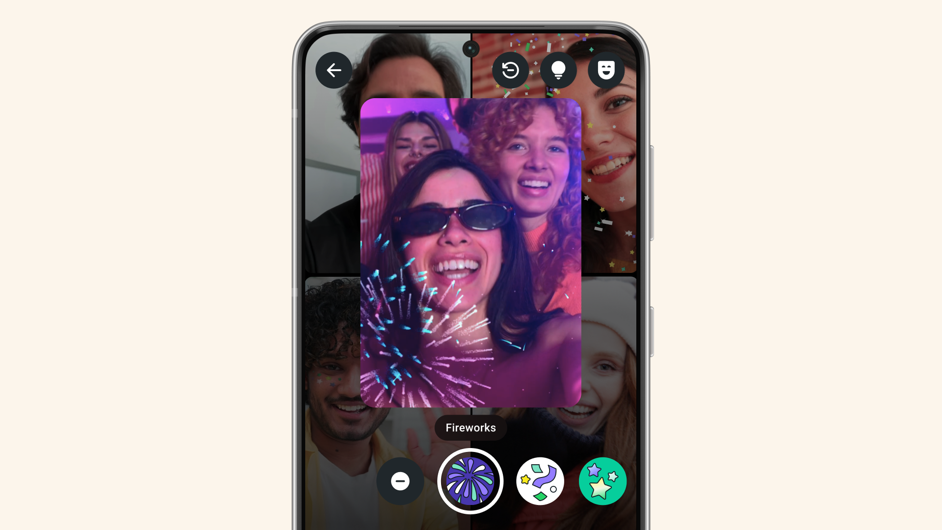 WhatsApp新功能|視像通話新年特別濾鏡。