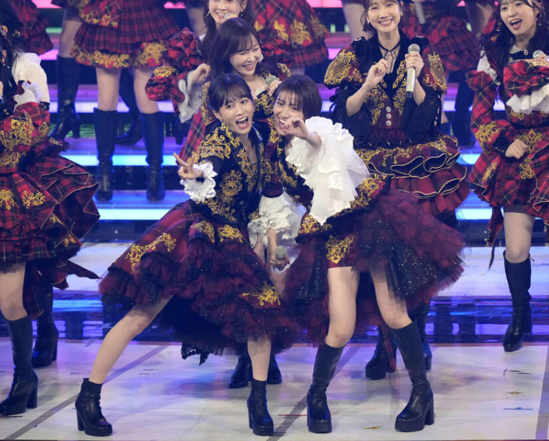 AKB48紀念成軍20年,請來昔日猛將前田敦子、大島優子、高橋南、小嶋陽菜、板野友美、指原莉乃、峯岸南、柏木由紀歸隊演出。