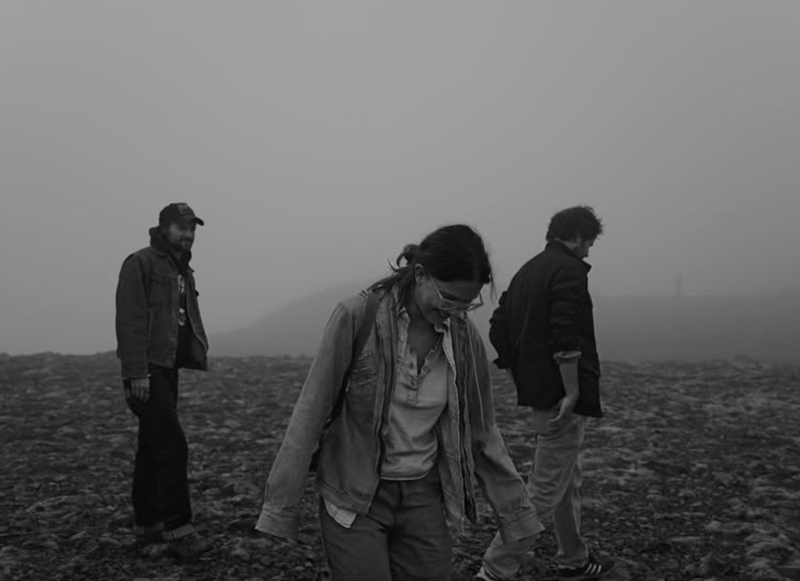 「Eleven」米莉芭比布朗貼出與導演合照紀念《怪奇物語》劃上句號。