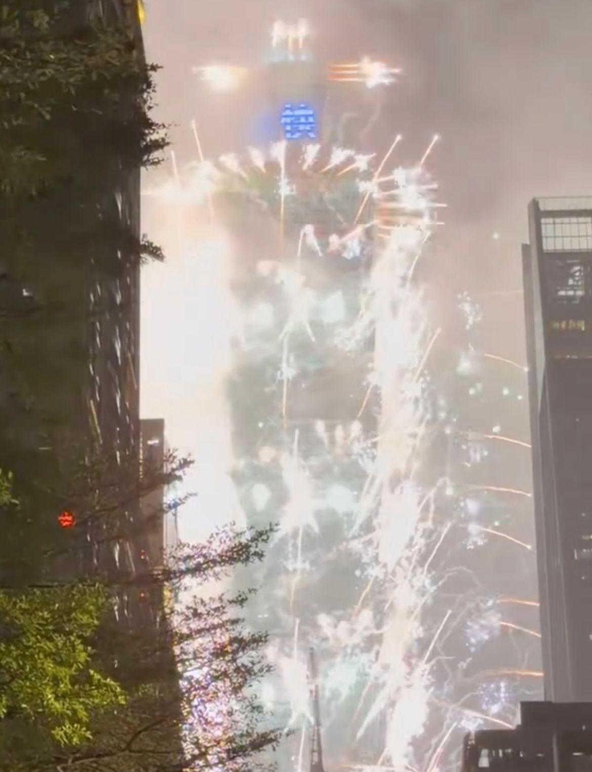 小S痛失大S首次渡過跨年夜欣賞煙花!