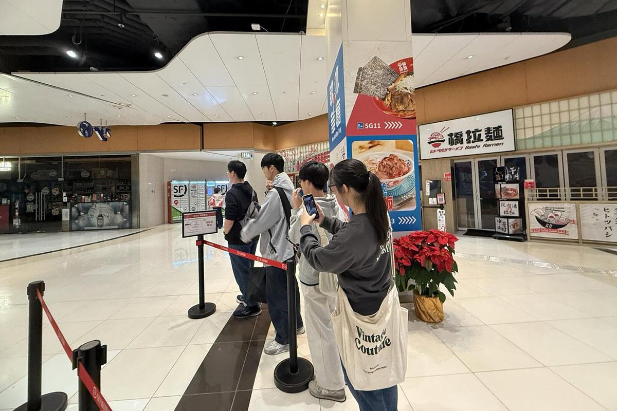 壽司郎天水圍分店早於今日凌晨已有食客排隊。(Threads網民juwai_0000圖片)