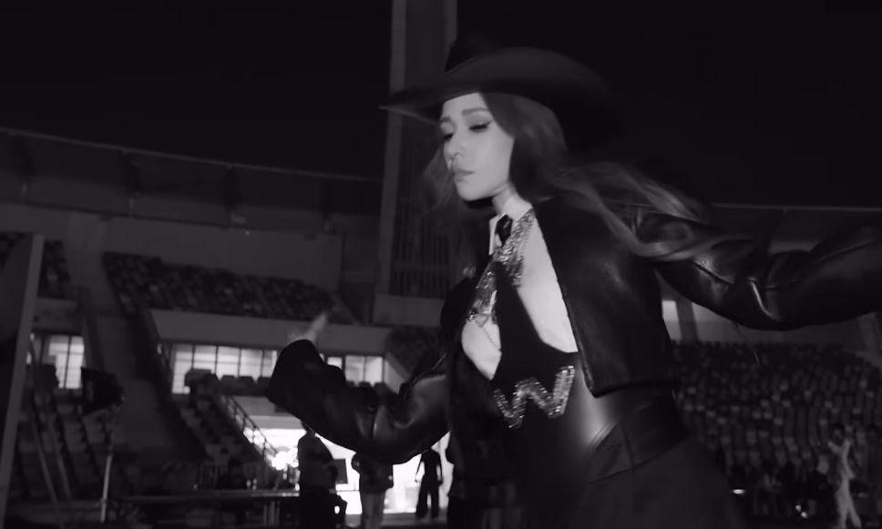 網民一致大讚Elva演出表現一流。