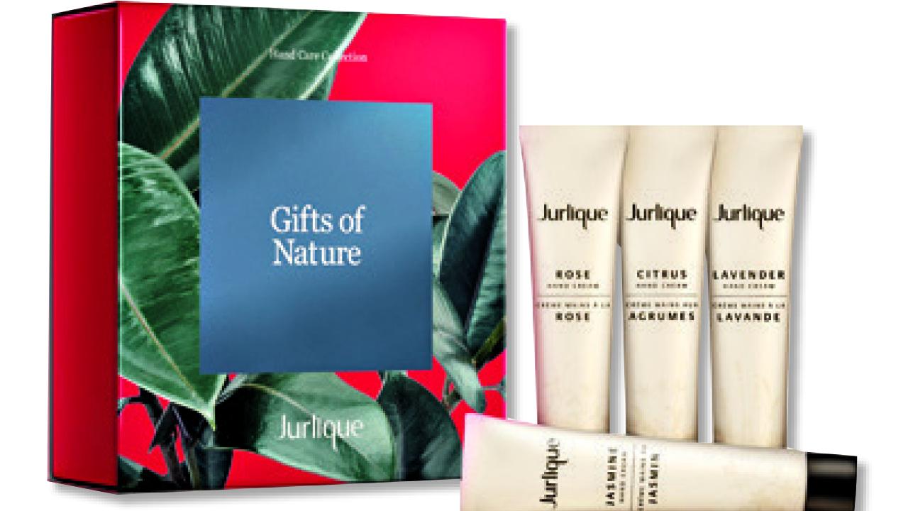 Jurlique 皇牌手部尊貴護理禮盒 $590(d、2506 3028) 為手部肌膚帶來溫和滋養,重拾嫩滑觸感,各具不同天然芳香。 玫瑰、薰衣草、柑橘及茉莉花護手霜 (各40ml)