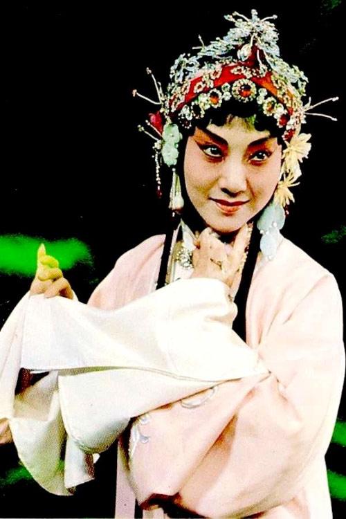 華文漪老師飾演杜麗娘,細膩動人,成為經典。