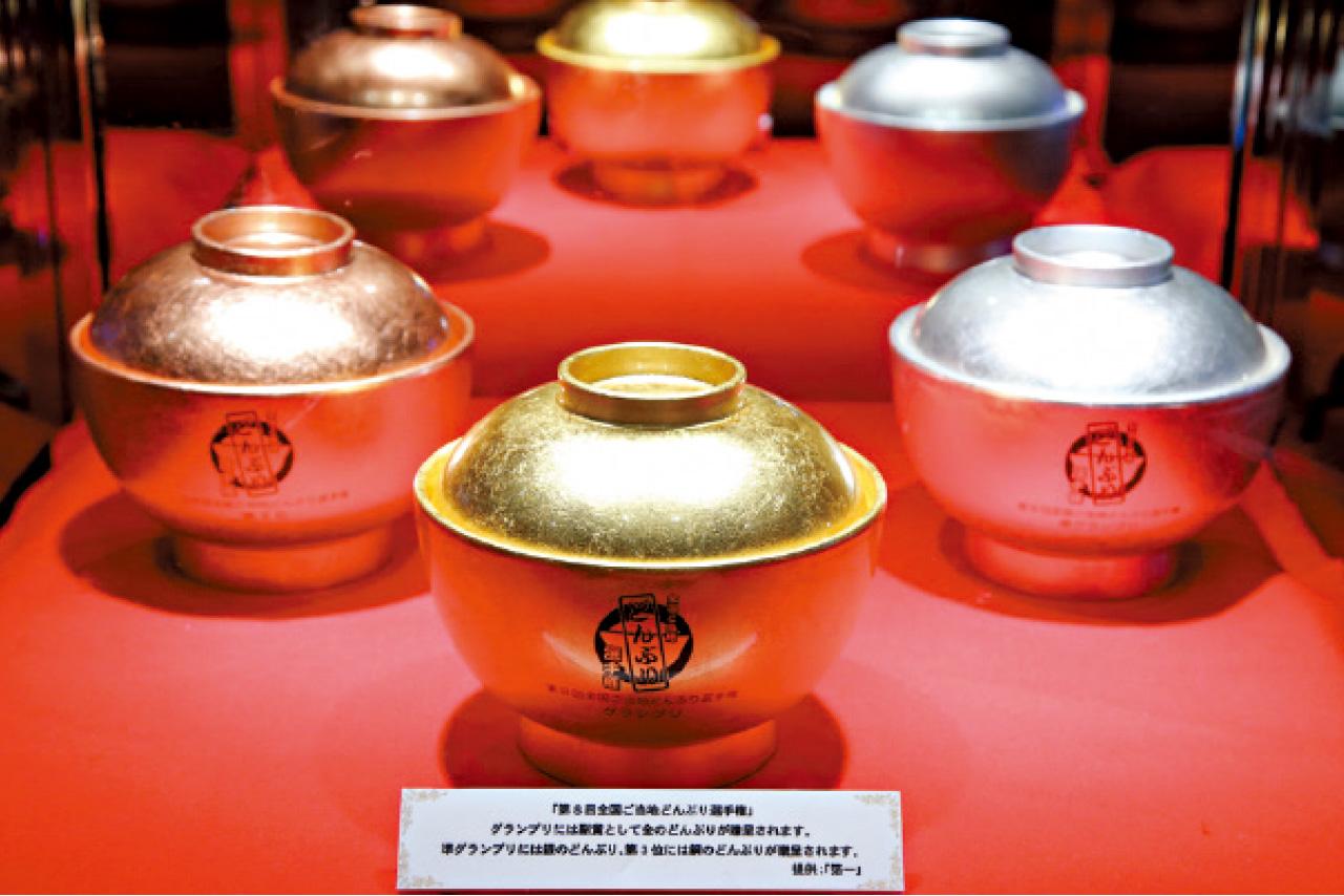 有丼界米芝蓮之稱的「選手權」,是餐廳夢寐以求的殊榮。