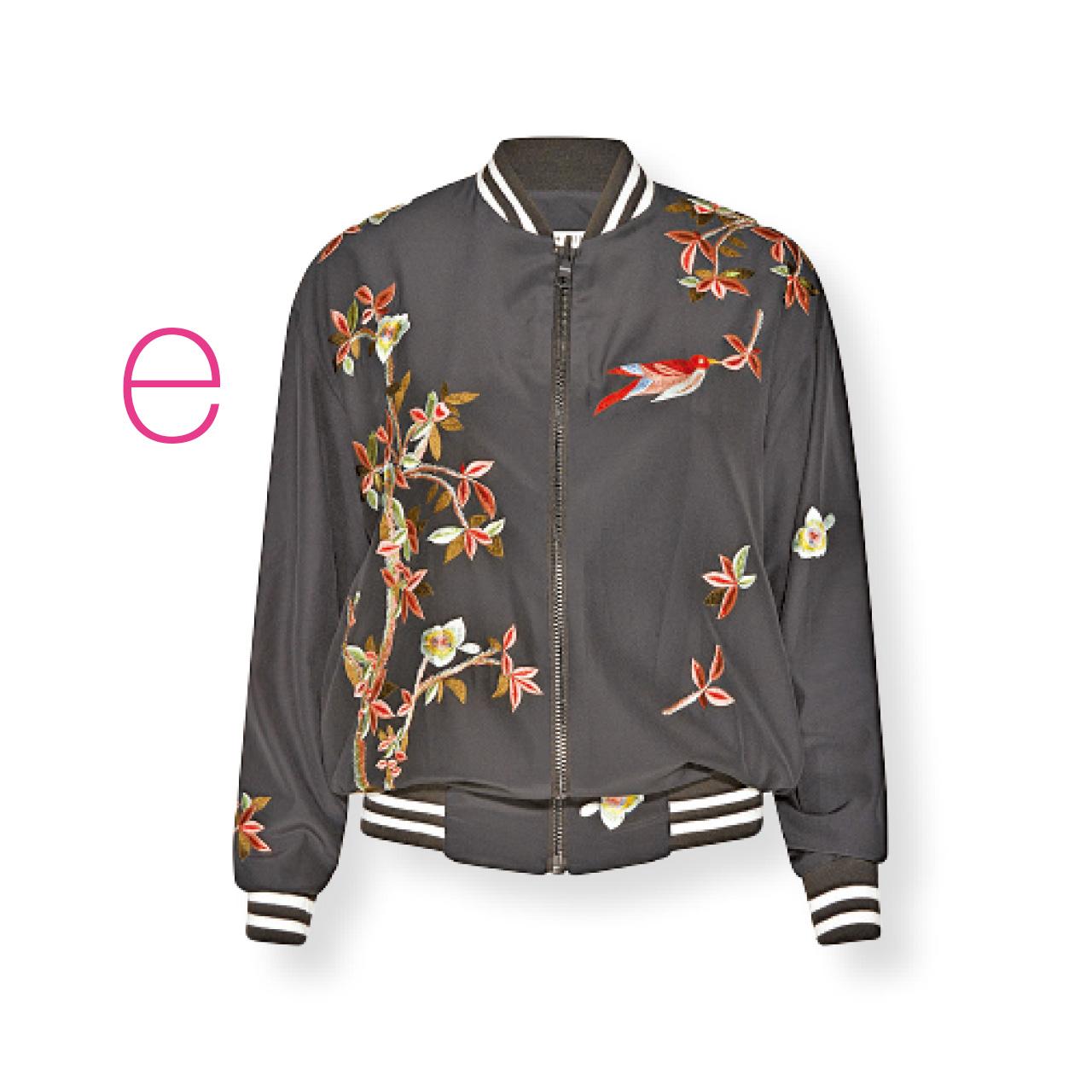 e.在bomber jacket上繡上鮮艷圖案,為運動服添上嫵媚感,再加以特色配襯,如百褶裙配波鞋,好stylish好fashionable!($6,290,alice+olivia)