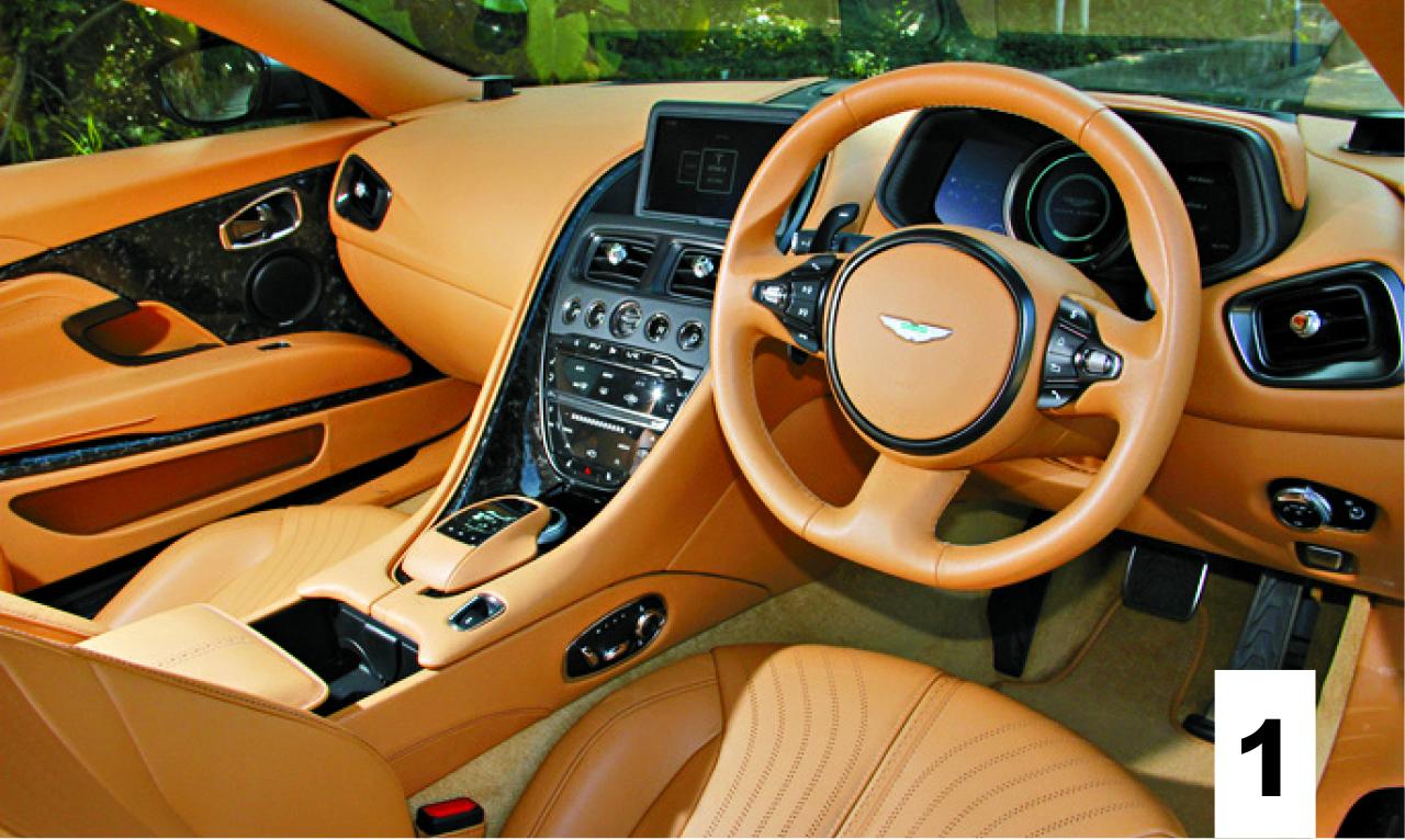 1 車廂豪華設備大增,操作介面更加就手。