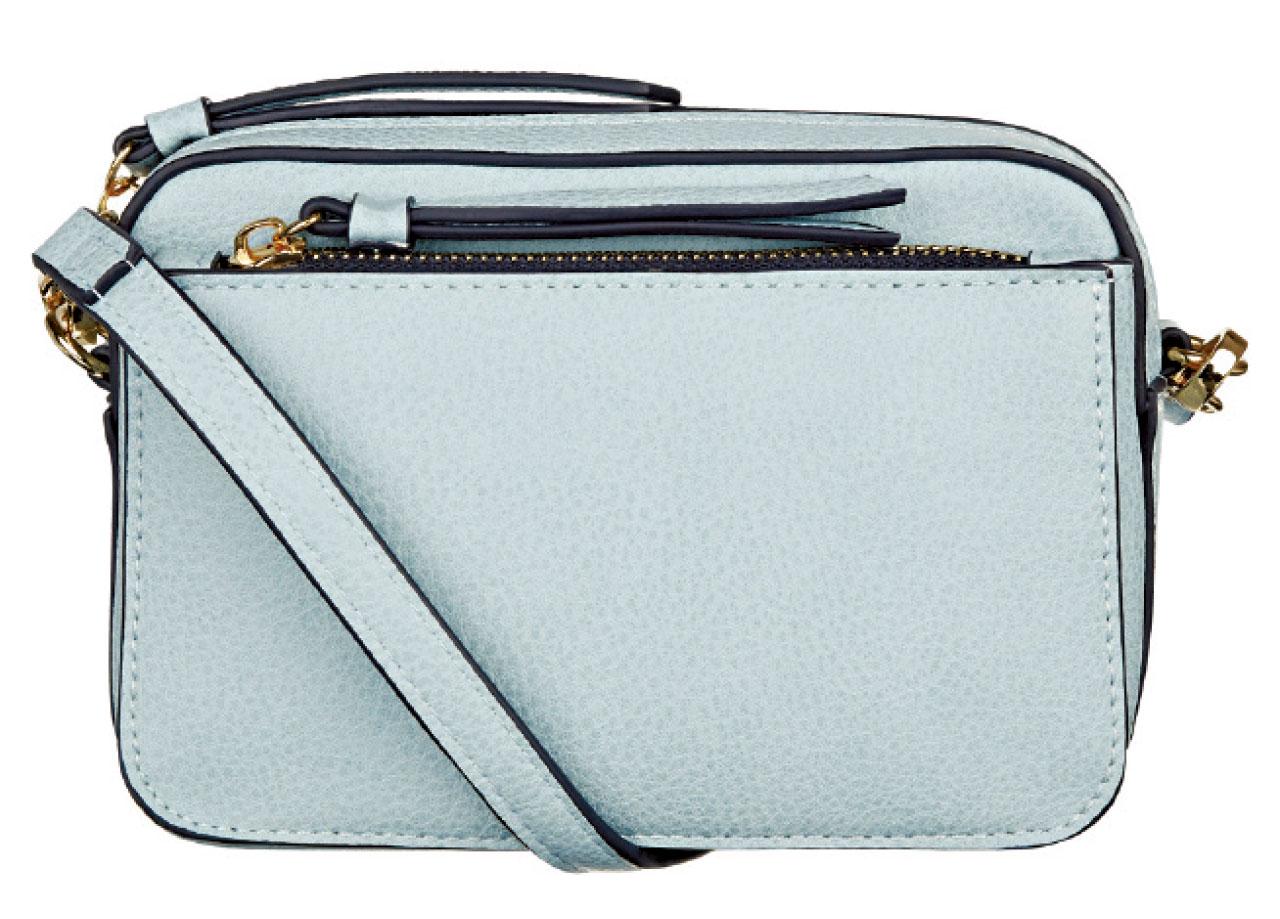 粉藍色長方斜孭小包,剛好夠放手機、銀包和唇膏,方便實用。(未定價,Accessorize)