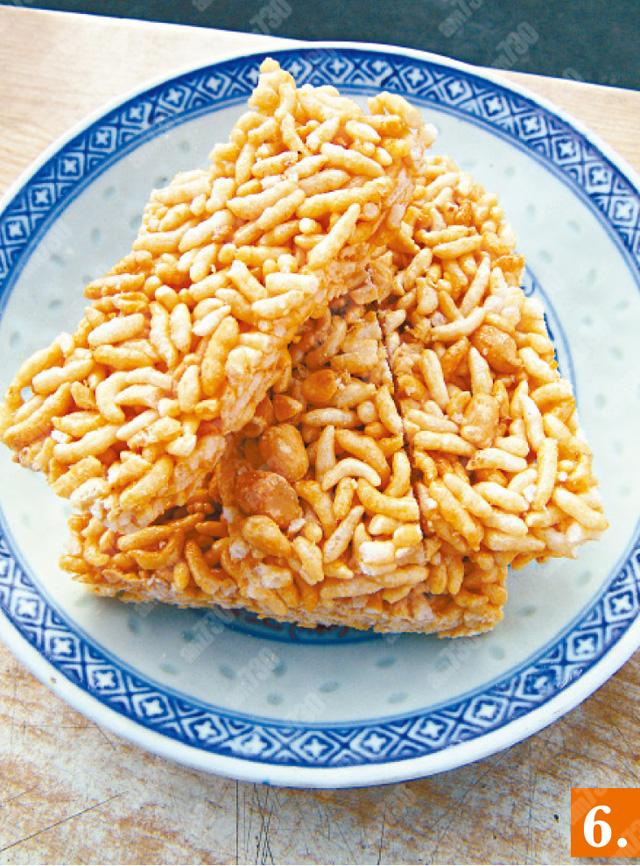 6.客家人傳統過新年食米通,廖婆婆表示有些人在米通裡加粉絲,使米通更脆。($15/4塊)