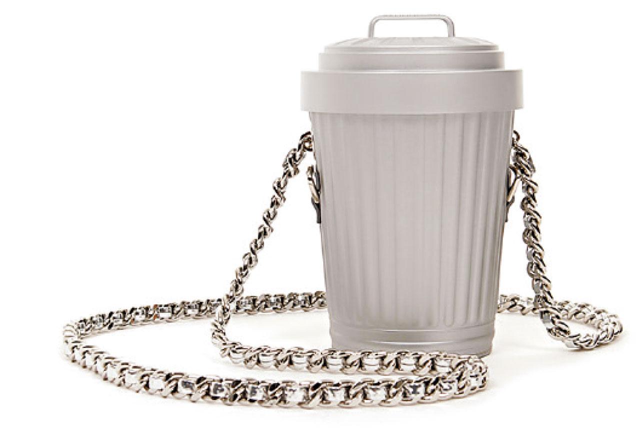 灰銀色垃圾桶shoulder bag $8,200