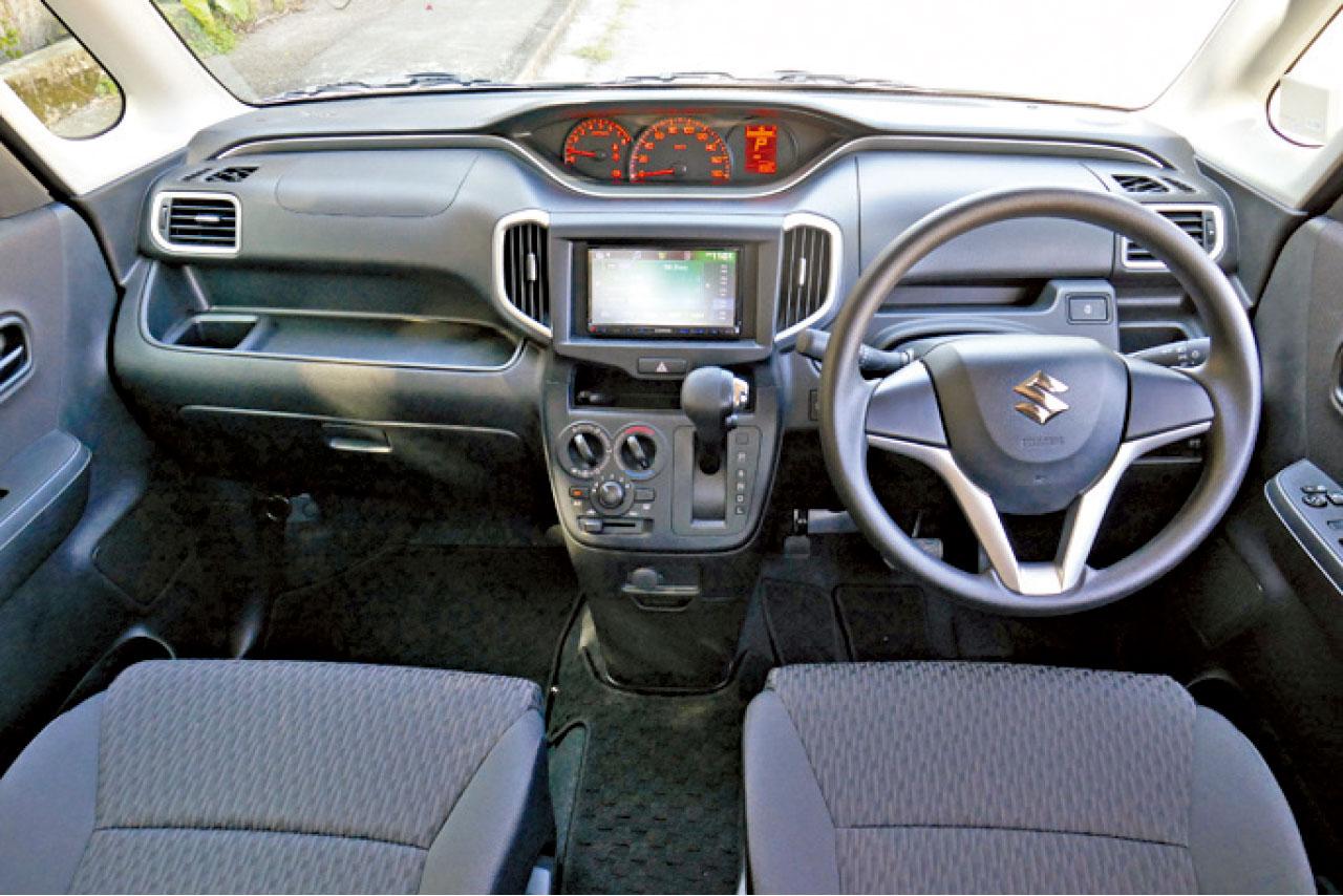 車廂刪走一些豪華設備,如恆溫冷氣及右邊電趟門功能。