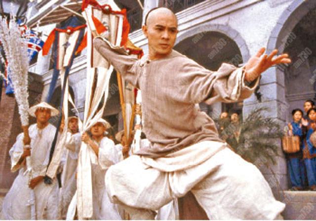 除了關德興,暫時只有李連杰演繹的黃飛鴻最深入民心。