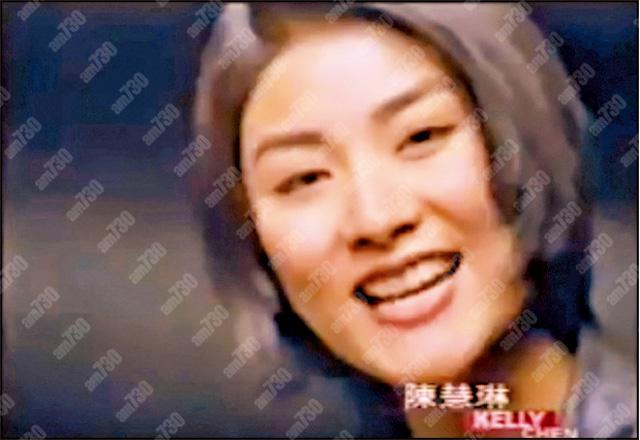 唱《打開天空》時的陳慧琳。