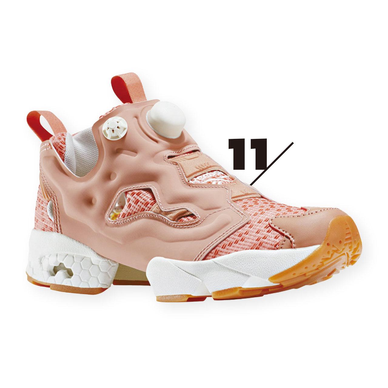 11. 品牌熱賣的Instapump Fury OFF淺粉紅色配紡織面的圖案,在Girly感覺中洋溢出民族氣息!($1,299,Reebok)