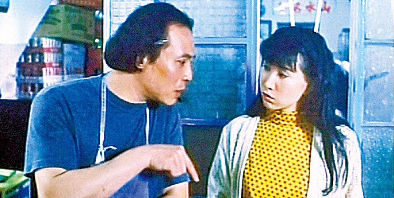 不幸的廚房男工和收銀女工。