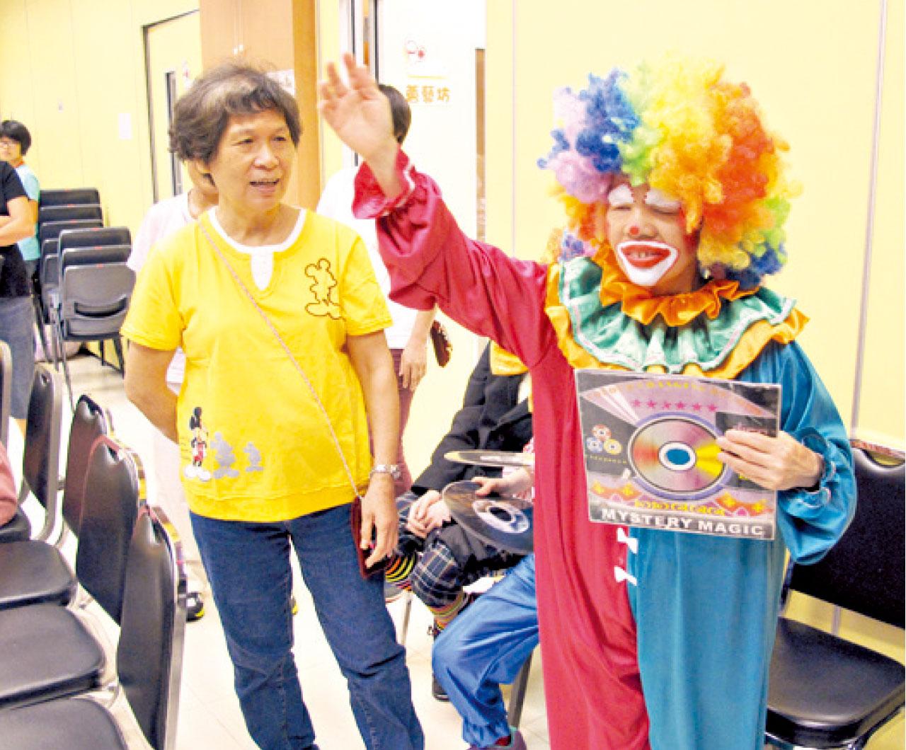 (盲人輔導會提供)